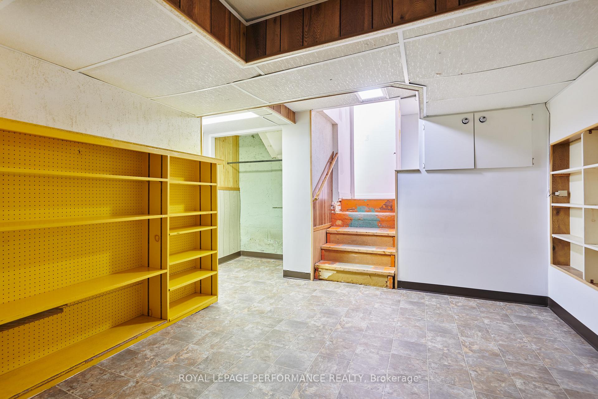 Photo 17 of 1394 Wesmar Drive, Ottawa, Alta Vista — HOMEH