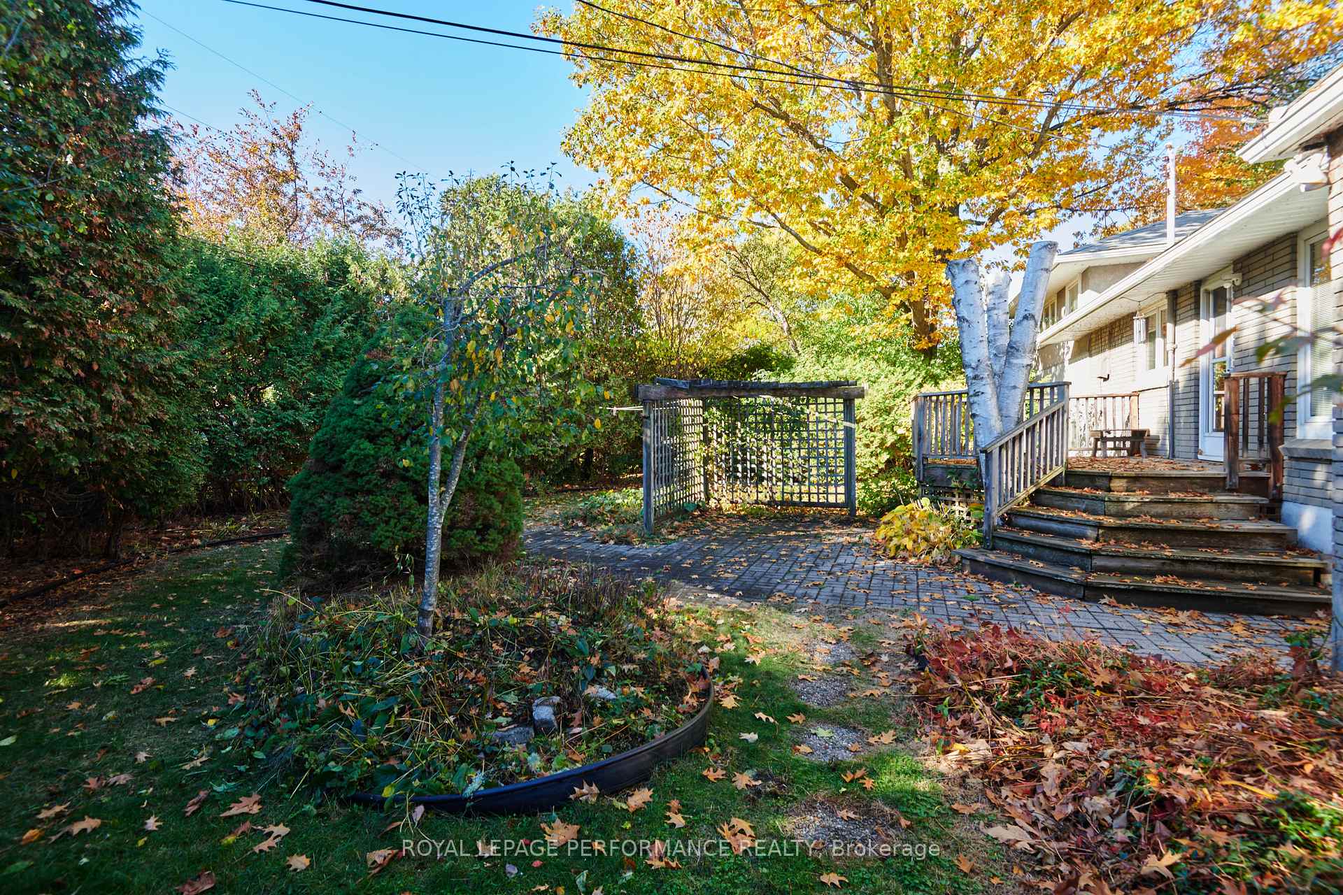 Photo 23 of 1394 Wesmar Drive, Ottawa, Alta Vista — HOMEH