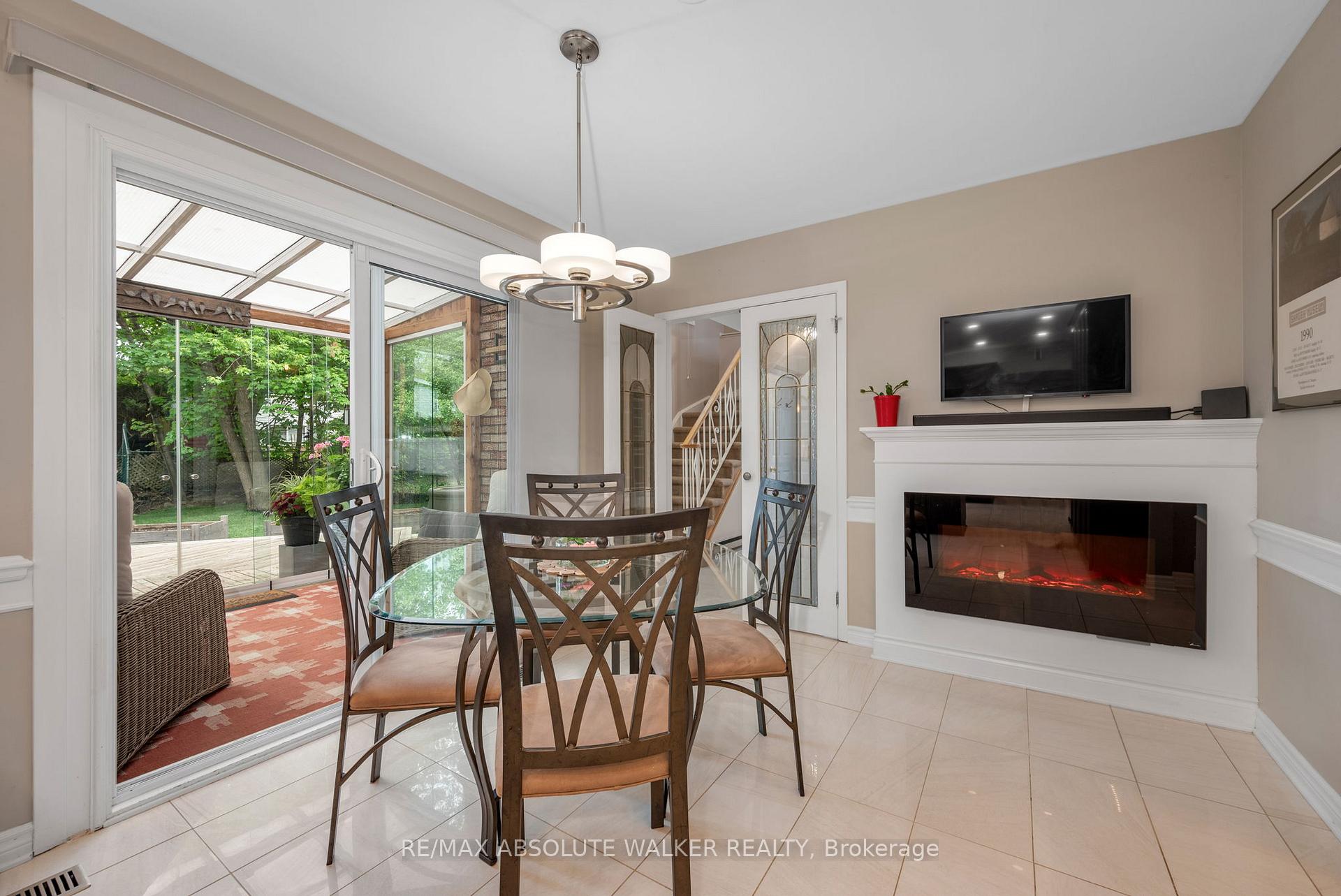Photo 12 of 2372 Ogilvie Road, Ottawa, Beacon Hill North — HOMEH