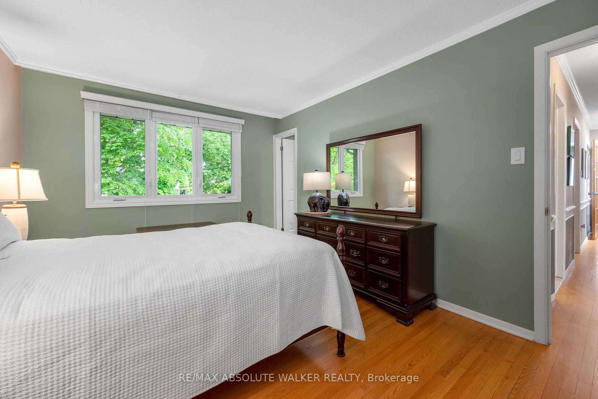 Photo 38 of 2372 Ogilvie Road, Ottawa, Beacon Hill North — HOMEH