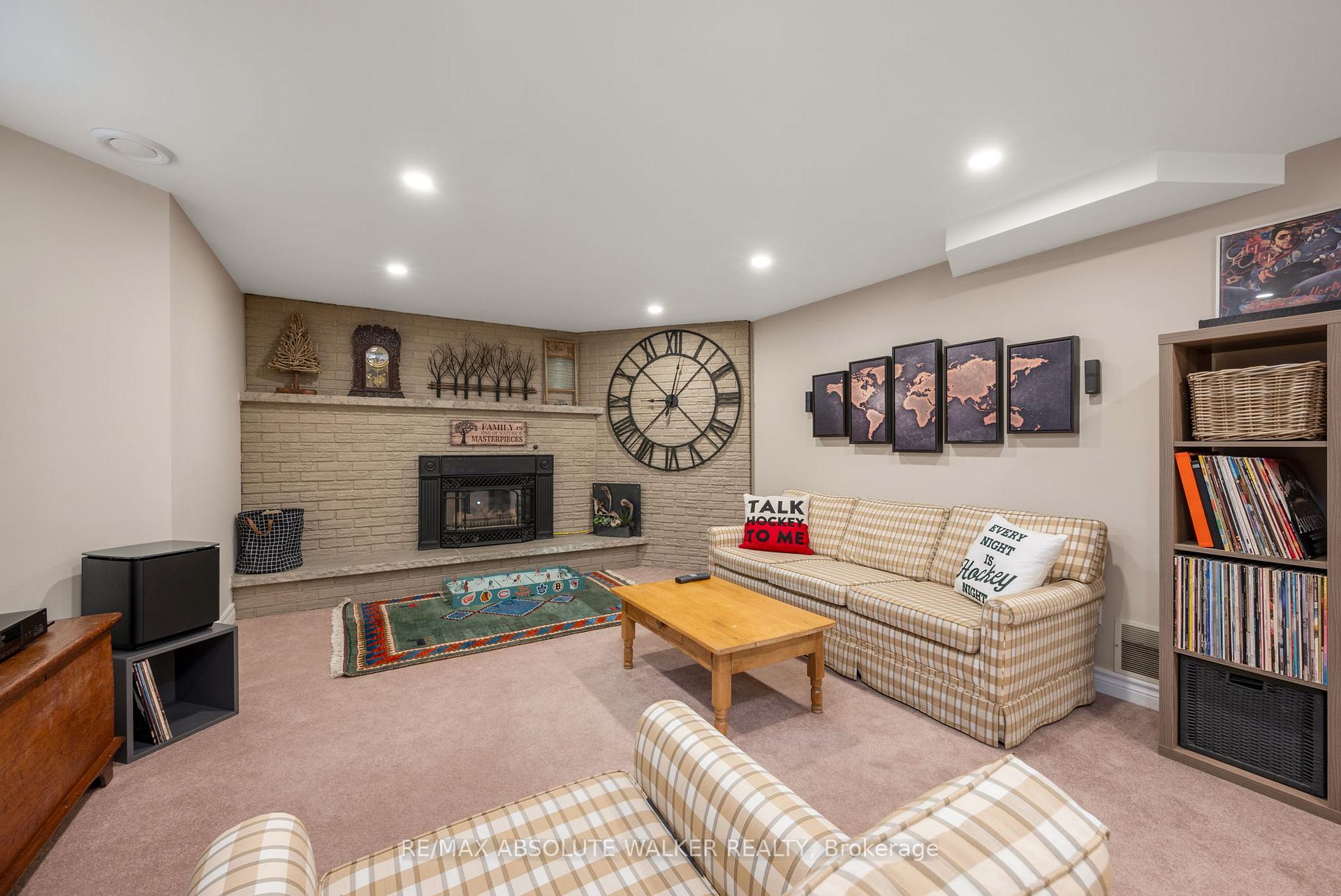 Photo 32 of 2372 Ogilvie Road, Ottawa, Beacon Hill North — HOMEH