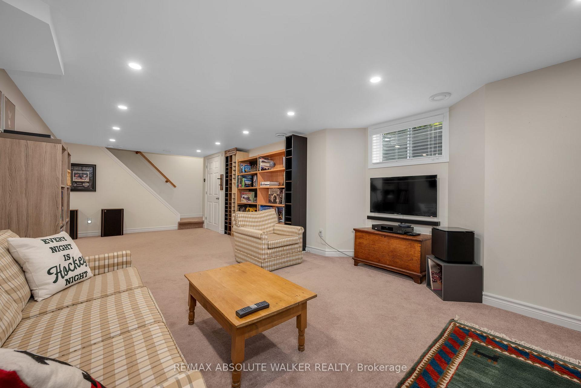 Photo 33 of 2372 Ogilvie Road, Ottawa, Beacon Hill North — HOMEH
