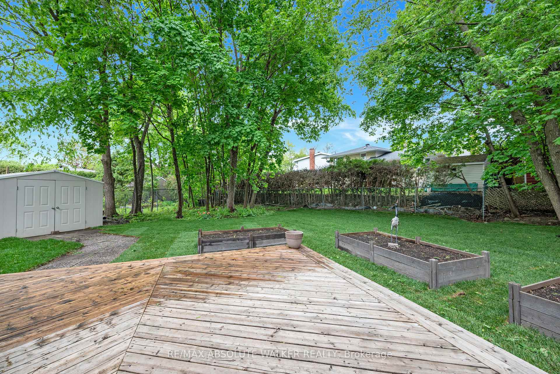 Photo 36 of 2372 Ogilvie Road, Ottawa, Beacon Hill North — HOMEH