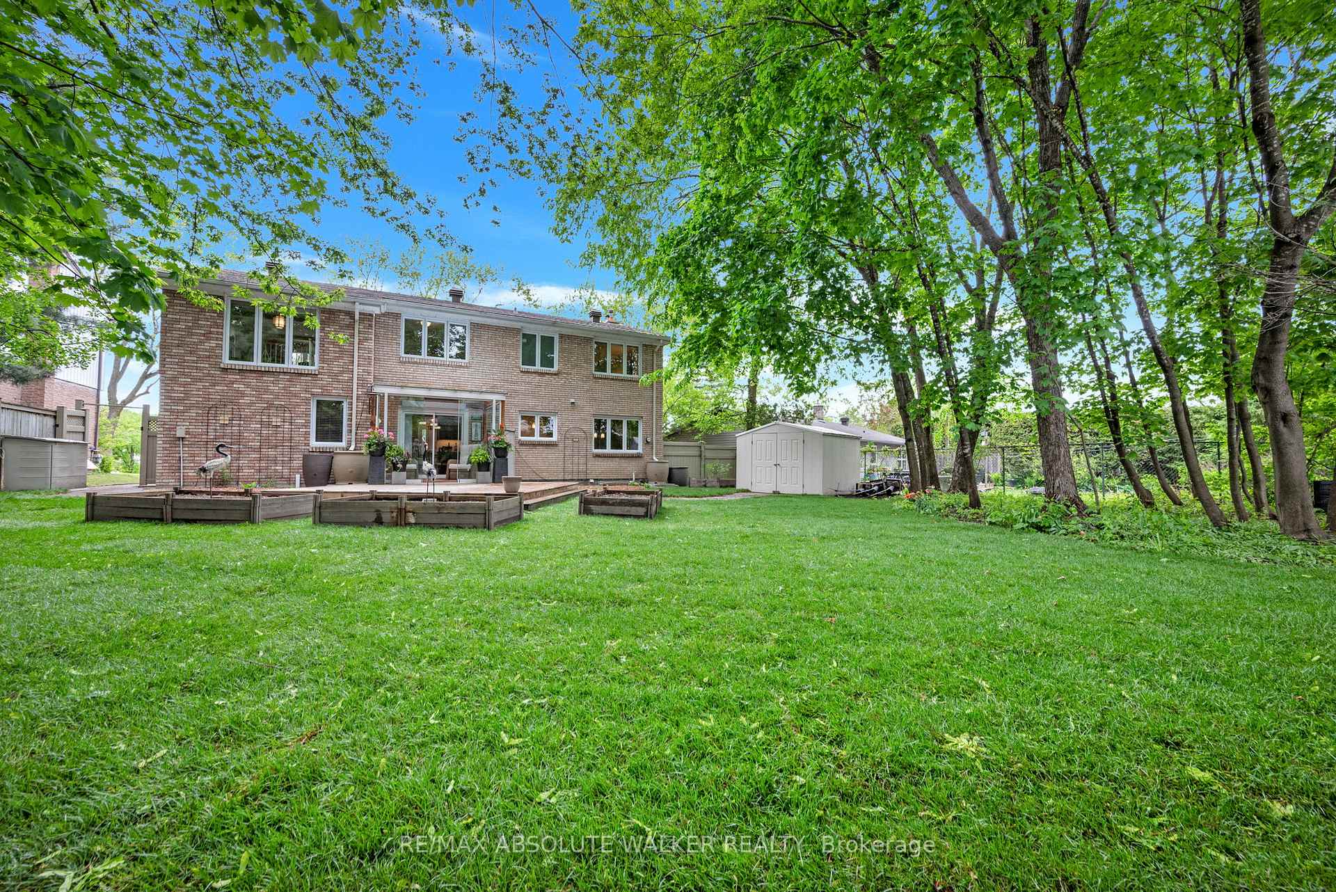 Photo 40 of 2372 Ogilvie Road, Ottawa, Beacon Hill North — HOMEH