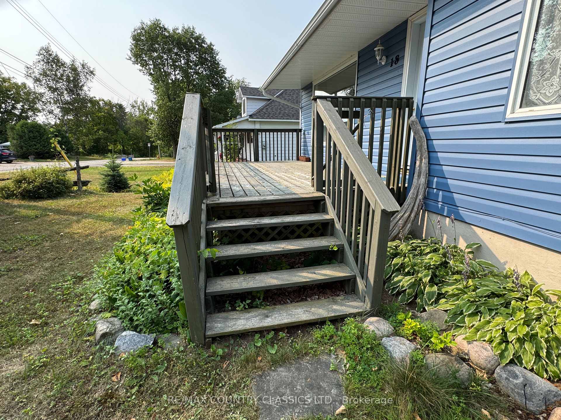 Photo 2 of 18 Sherbourne Street S, Bancroft, Bancroft Ward — HOMEH