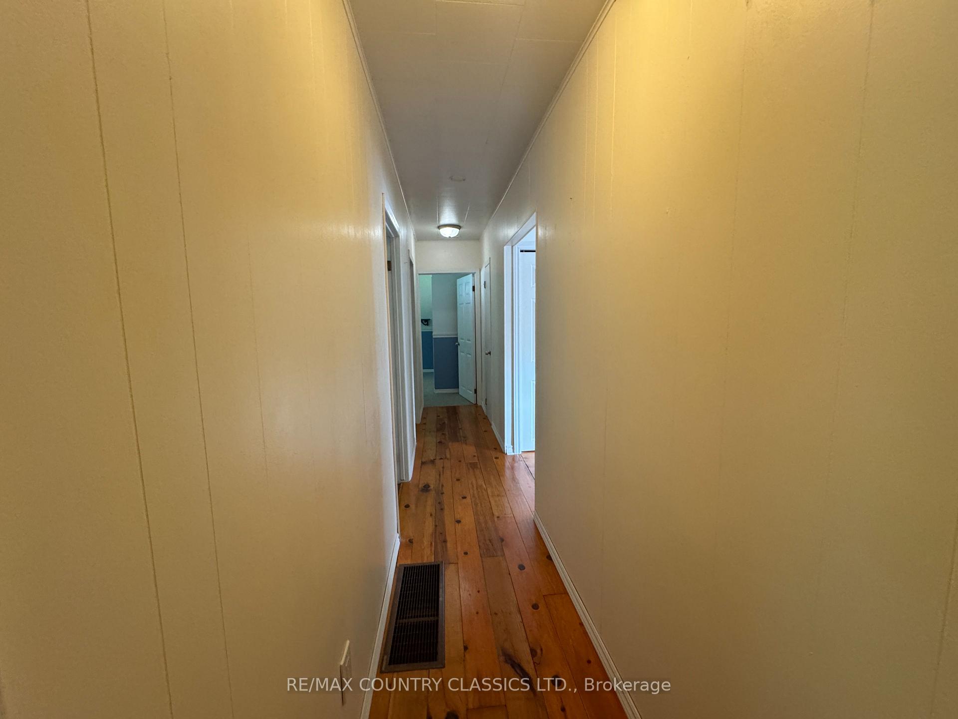Photo 8 of 18 Sherbourne Street S, Bancroft, Bancroft Ward — HOMEH