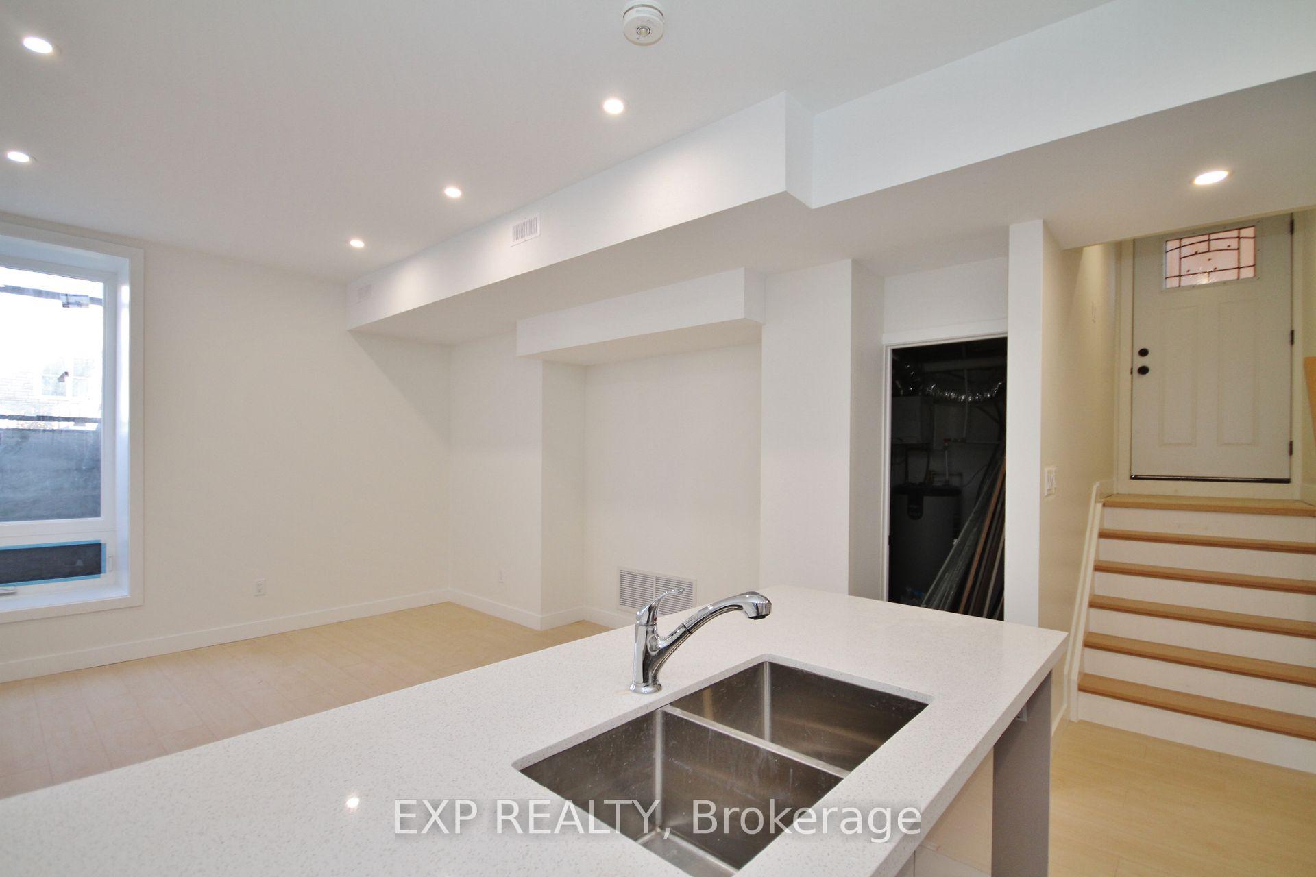 Photo 3 of Unit 2, 4A Huron Avenue N, Ottawa, Ottawa West — HOMEH