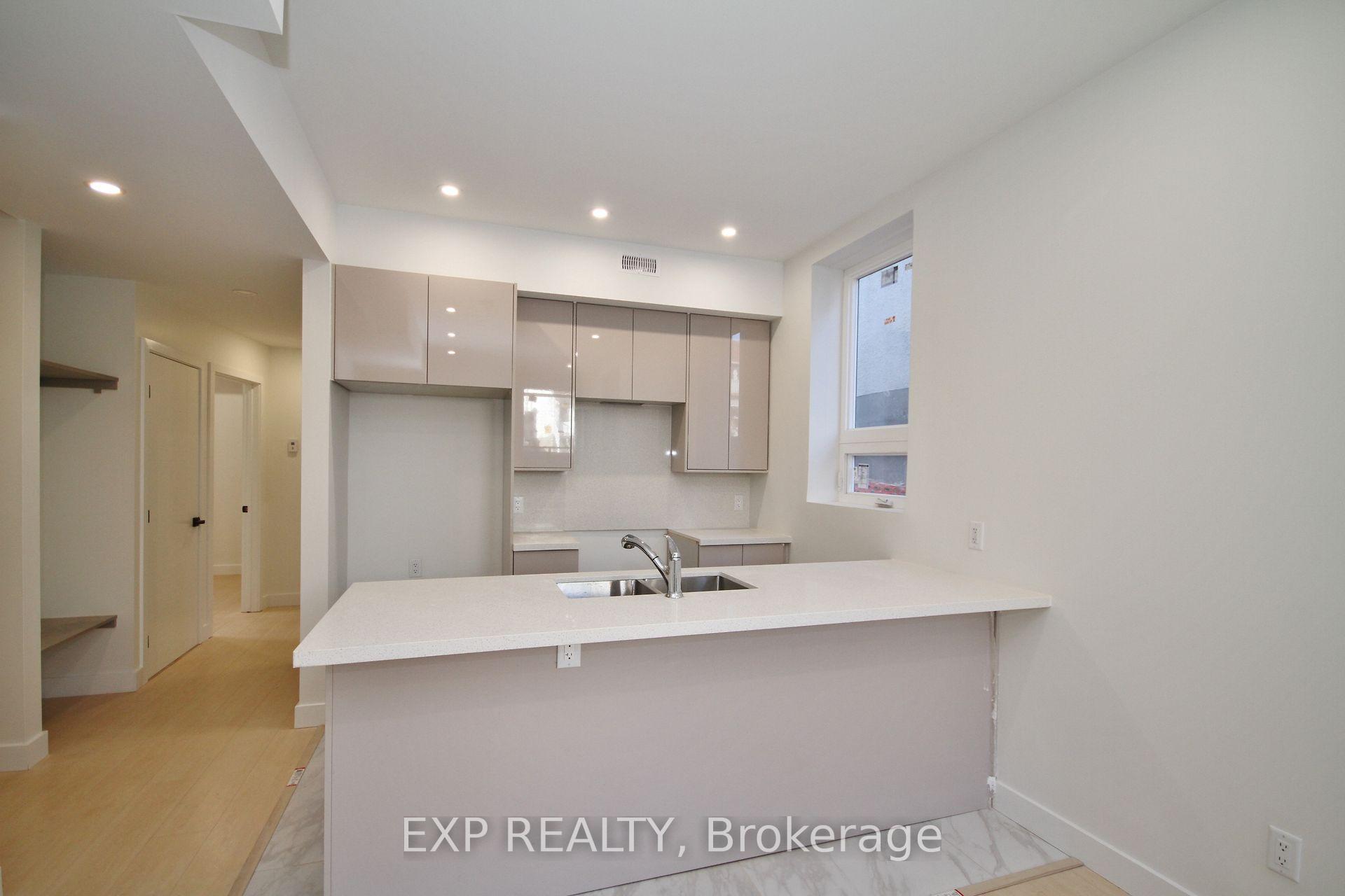Photo 9 of Unit 2, 4A Huron Avenue N, Ottawa, Ottawa West — HOMEH
