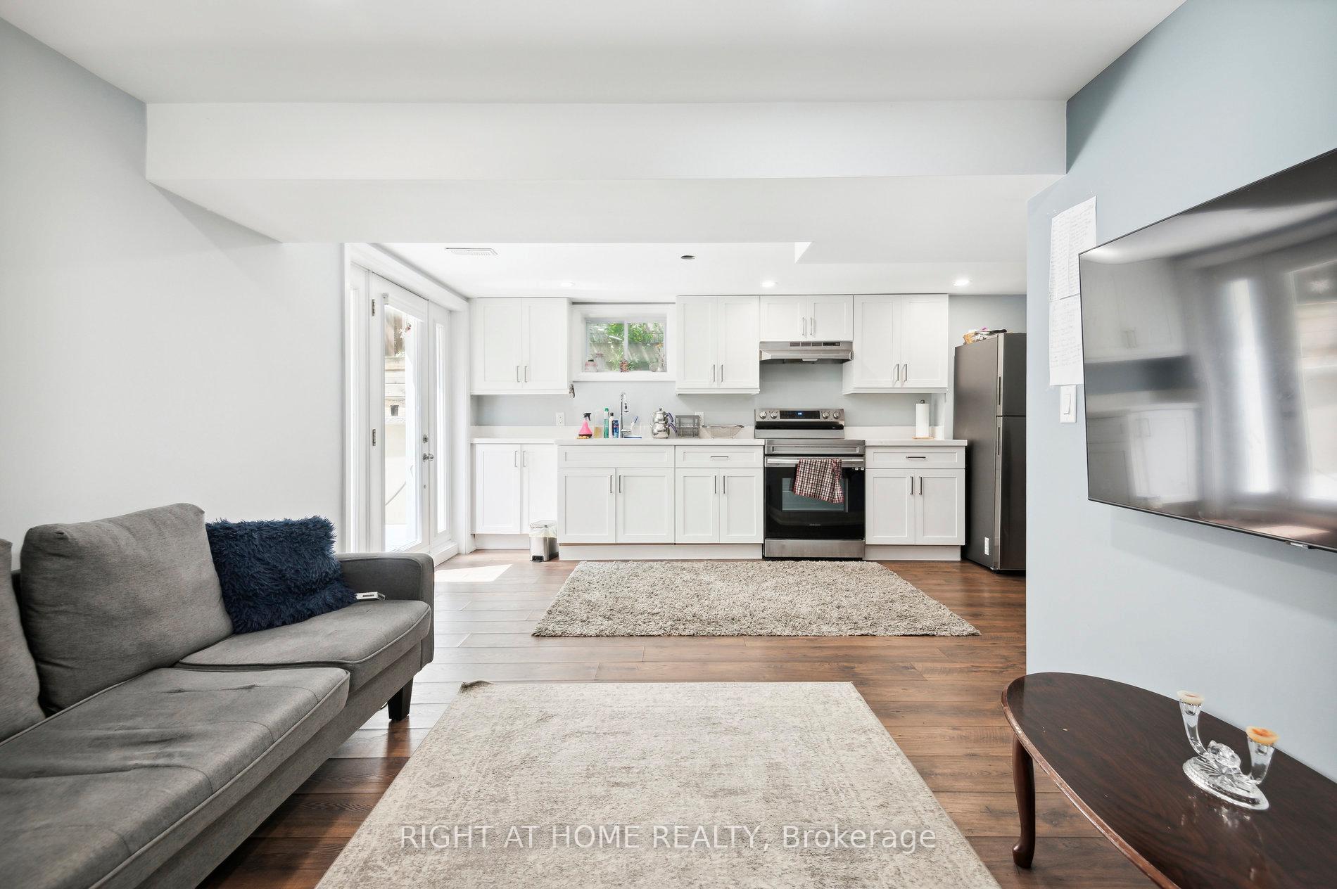 Photo 28 of 74 Westhead Road, Etobicoke, Alderwood — HOMEH