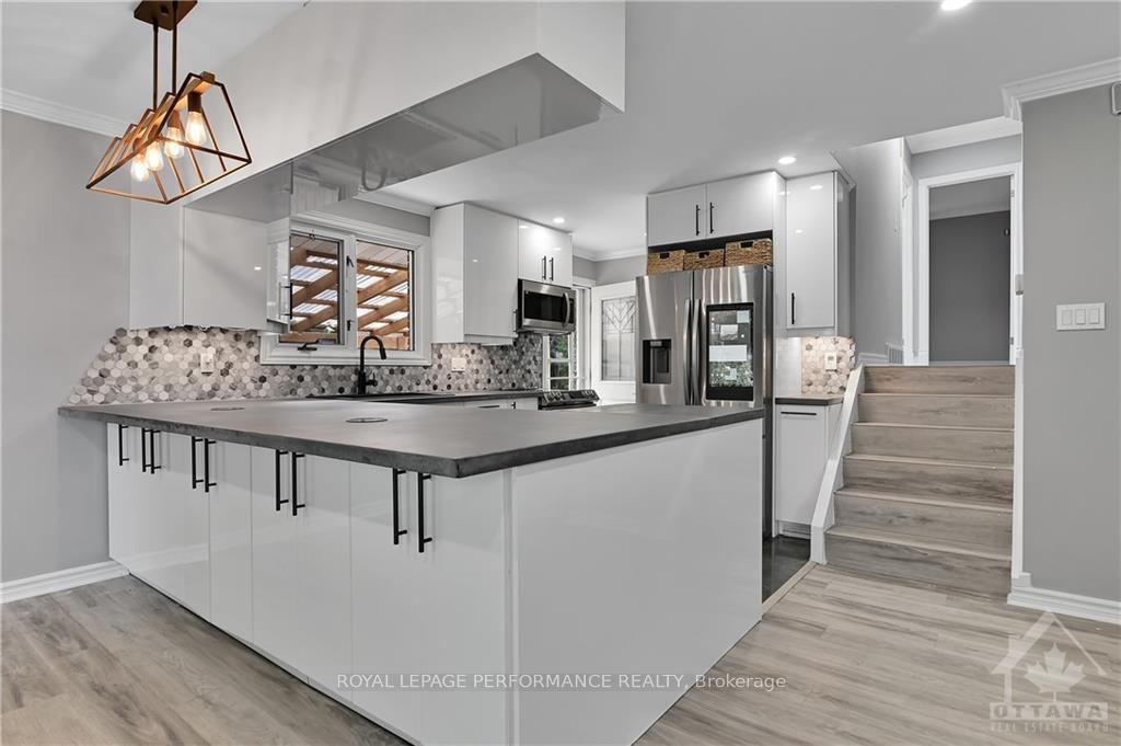 Photo 6 of 3028 Linton Road, Ottawa, Riverside Park South — HOMEH