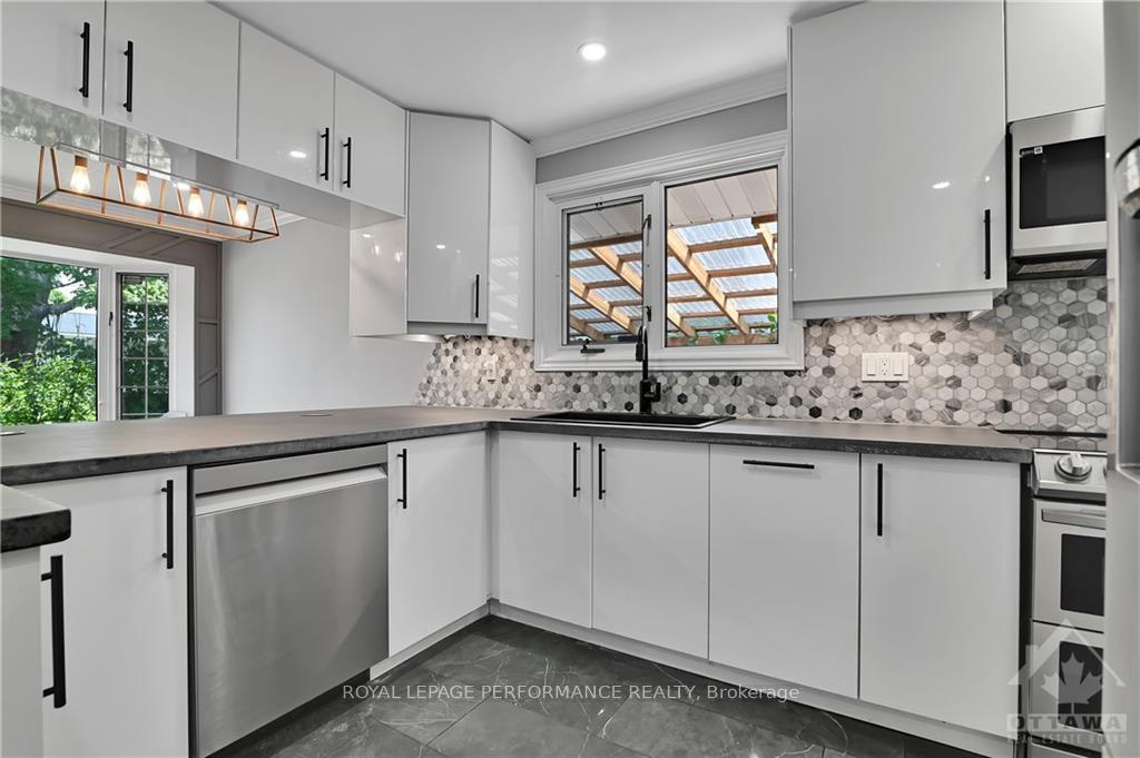 Photo 9 of 3028 Linton Road, Ottawa, Riverside Park South — HOMEH