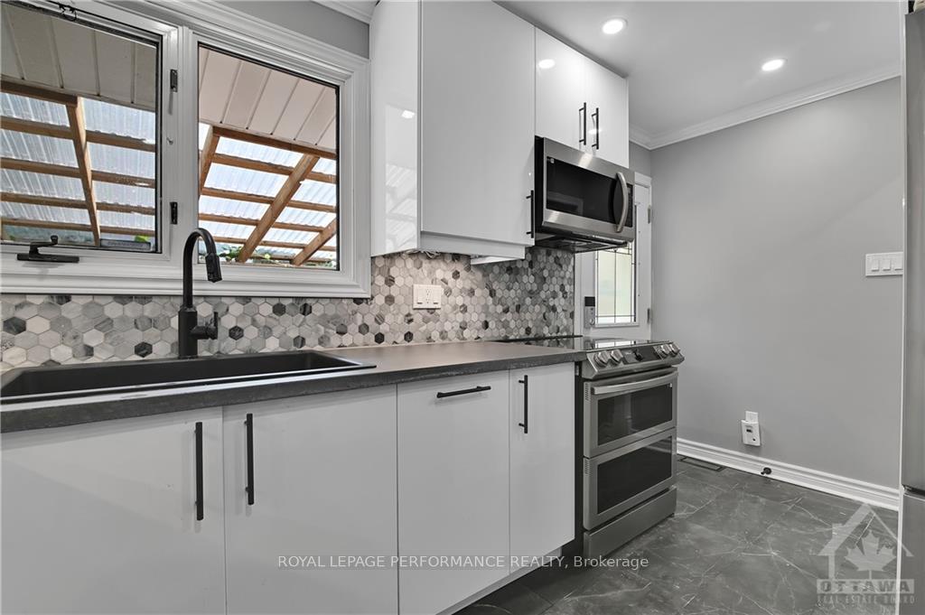 Photo 10 of 3028 Linton Road, Ottawa, Riverside Park South — HOMEH