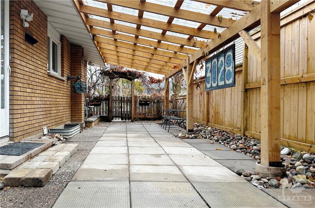 Photo 24 of 3028 Linton Road, Ottawa, Riverside Park South — HOMEH