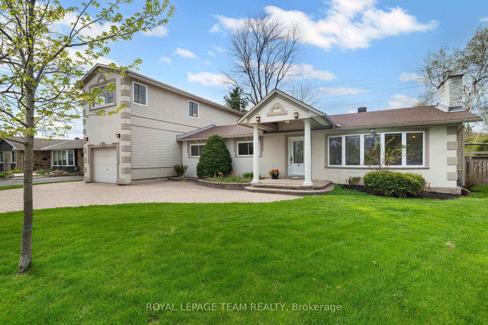 Photo 3 of 17 Cherrywood Drive, Ottawa, Arbeatha Park — HOMEH