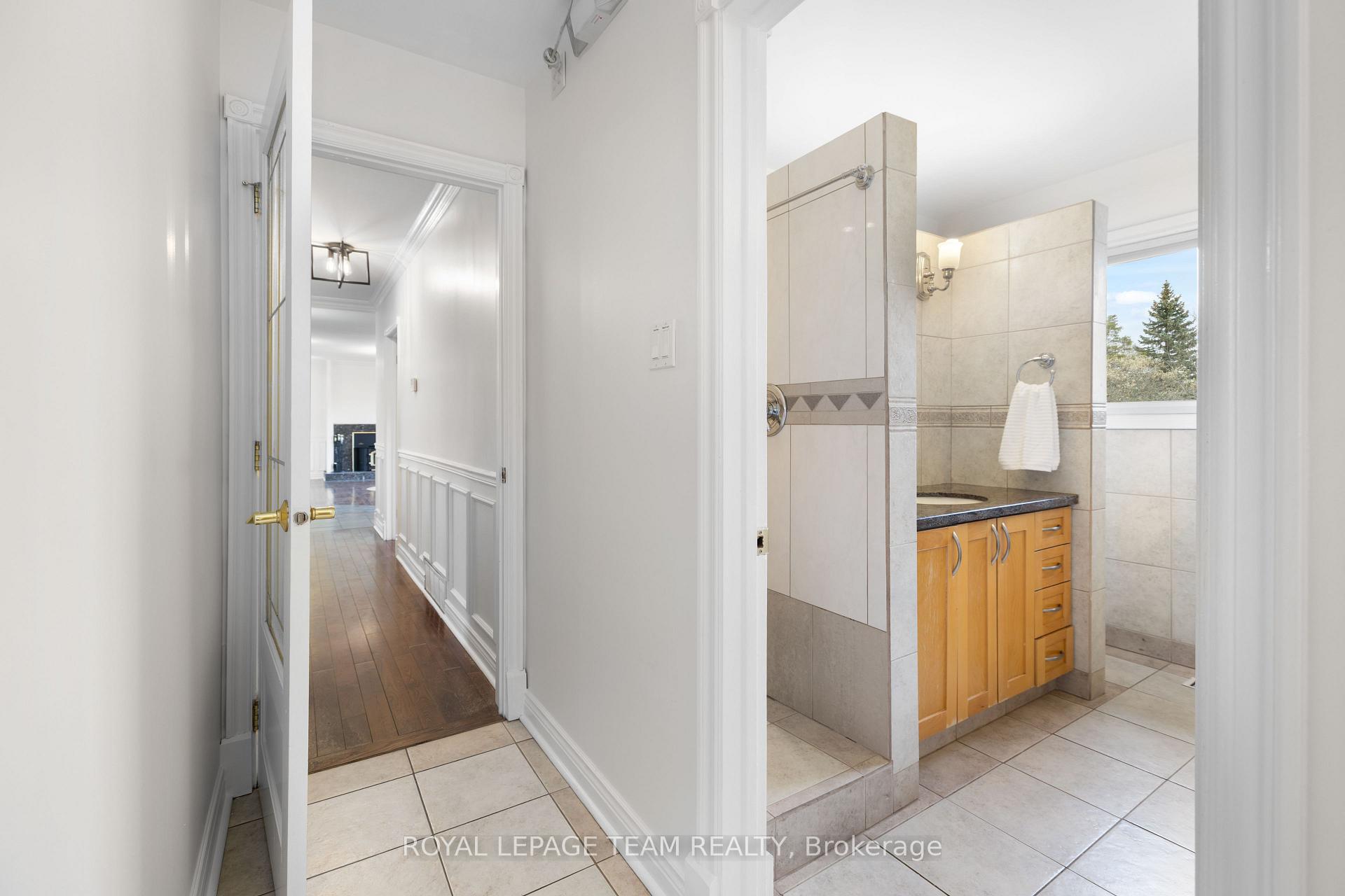 Photo 19 of 17 Cherrywood Drive, Ottawa, Arbeatha Park — HOMEH