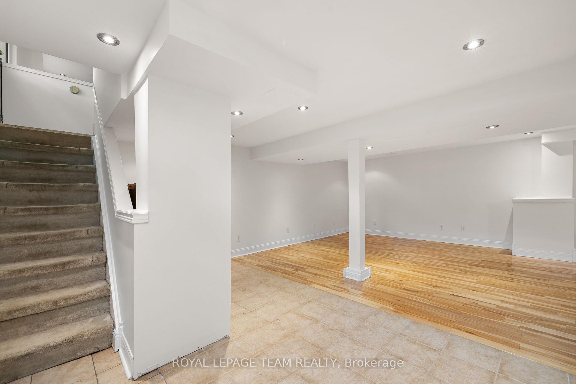 Photo 39 of 17 Cherrywood Drive, Ottawa, Arbeatha Park — HOMEH