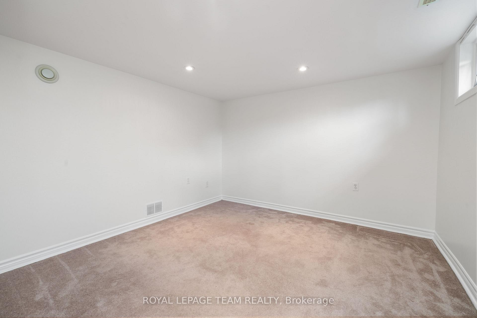 Photo 35 of 17 Cherrywood Drive, Ottawa, Arbeatha Park — HOMEH
