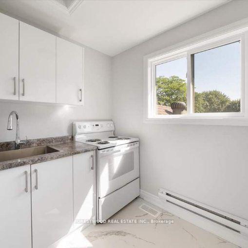 Photo 20 of 26 Thirty Eighth Street, Etobicoke, Long Branch — HOMEH