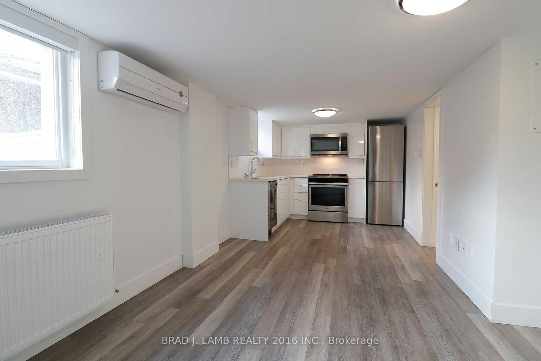 Front of Unit 1, 28A Third Street