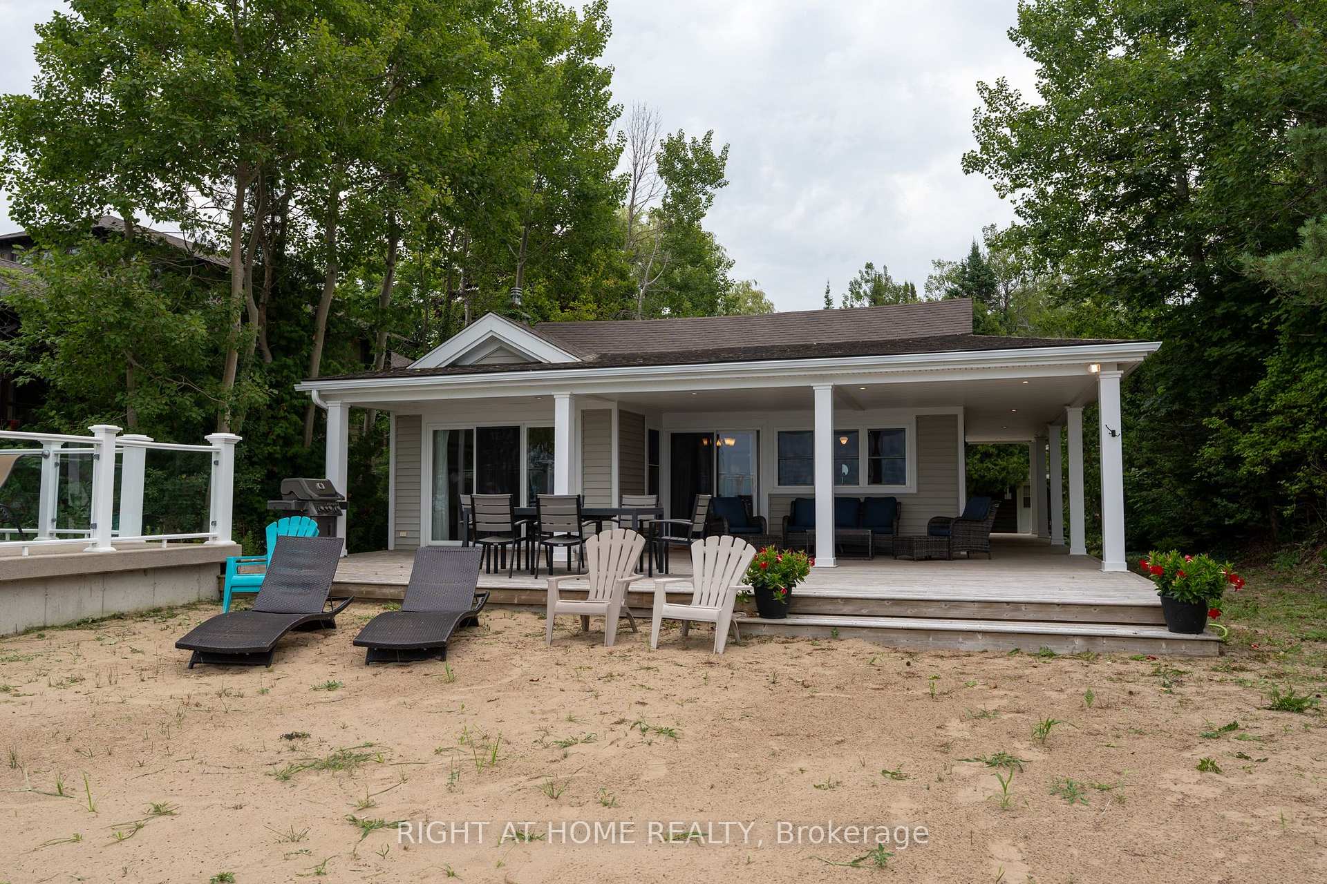 Front of 86647 Amberley Beach Rd