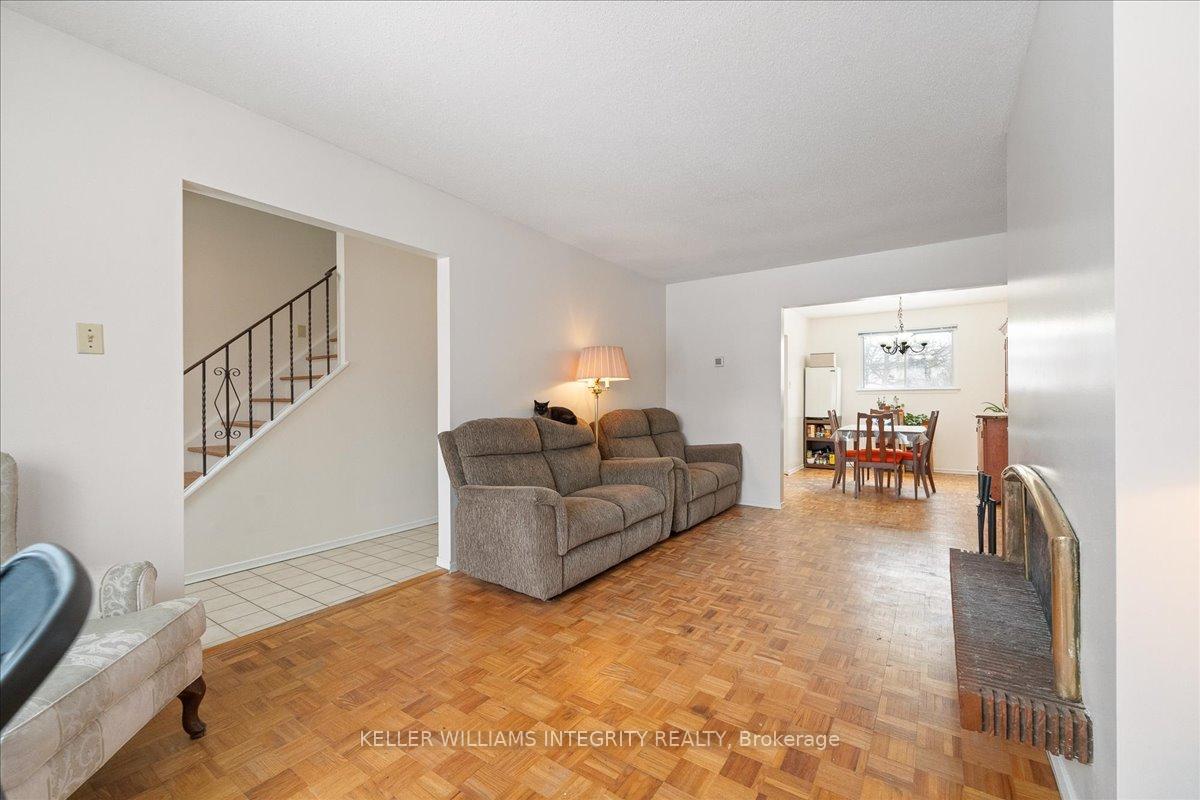 Photo 6 of 43 Valewood Crescent, Ottawa, Blackburn Hamlet — HOMEH