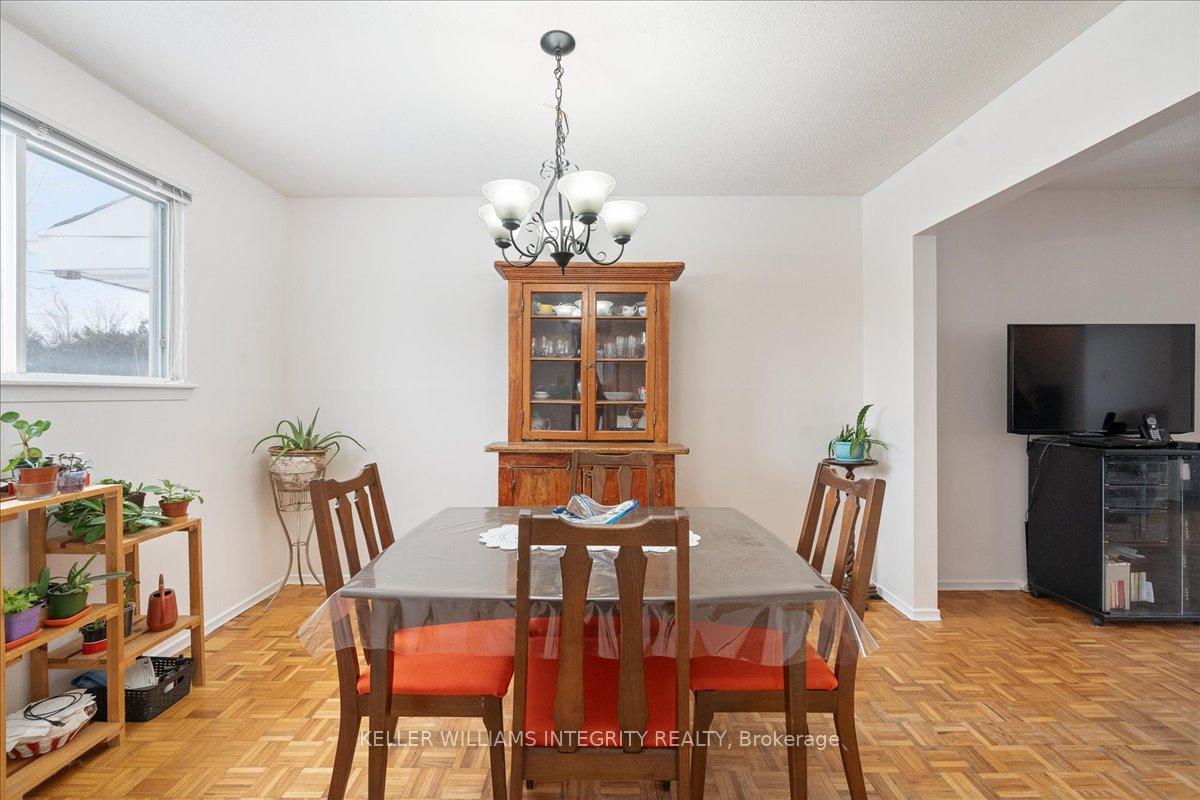 Photo 8 of 43 Valewood Crescent, Ottawa, Blackburn Hamlet — HOMEH