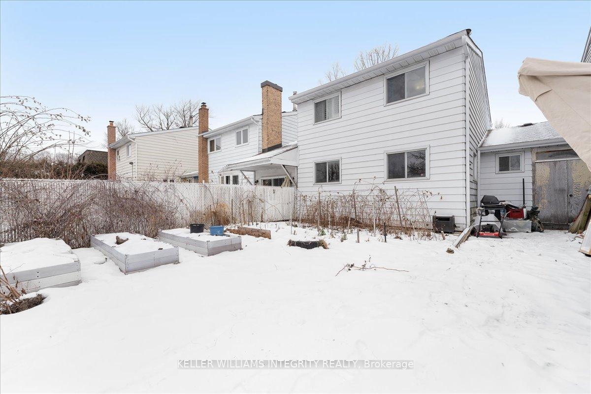 Photo 32 of 43 Valewood Crescent, Ottawa, Blackburn Hamlet — HOMEH
