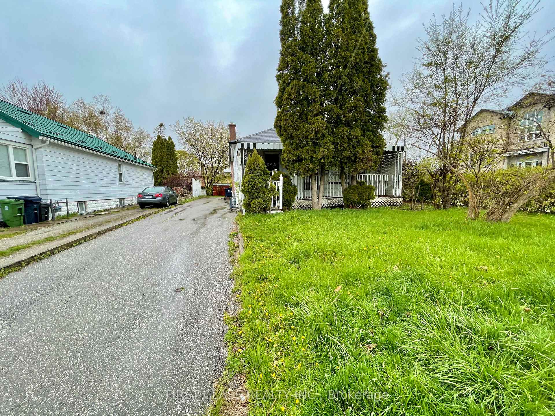 Photo 1 of 76 Twenty Fourth Street, Etobicoke, New Toronto — HOMEH