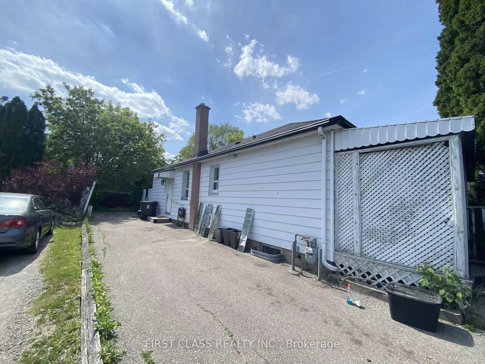 Photo 10 of 76 Twenty Fourth Street, Etobicoke, New Toronto — HOMEH
