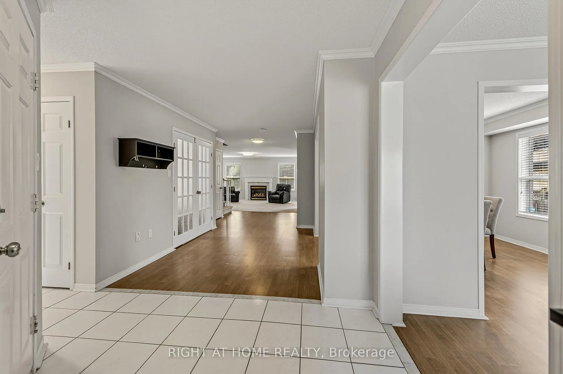 Photo 4 of 59 Kingsridge Road, Barrie, Bayshore — HOMEH