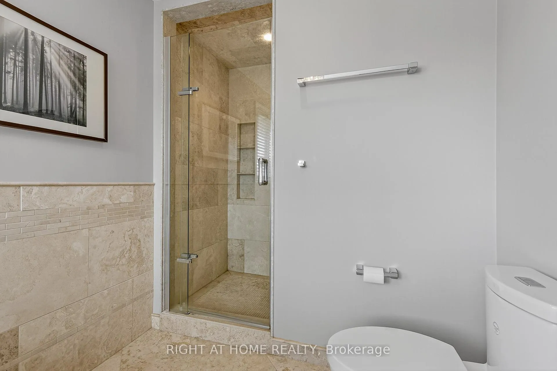 Photo 23 of 59 Kingsridge Road, Barrie, Bayshore — HOMEH