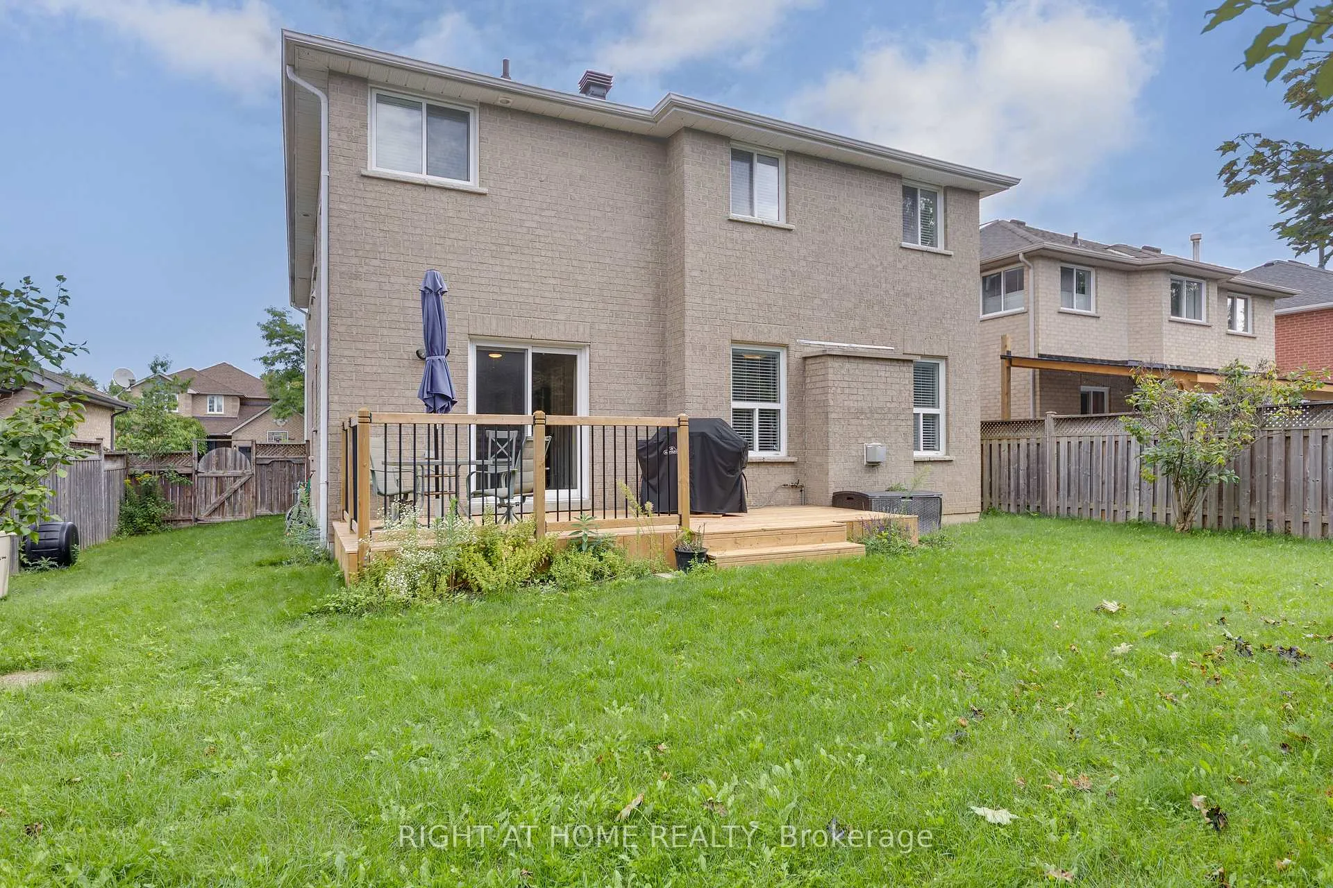Photo 44 of 59 Kingsridge Road, Barrie, Bayshore — HOMEH