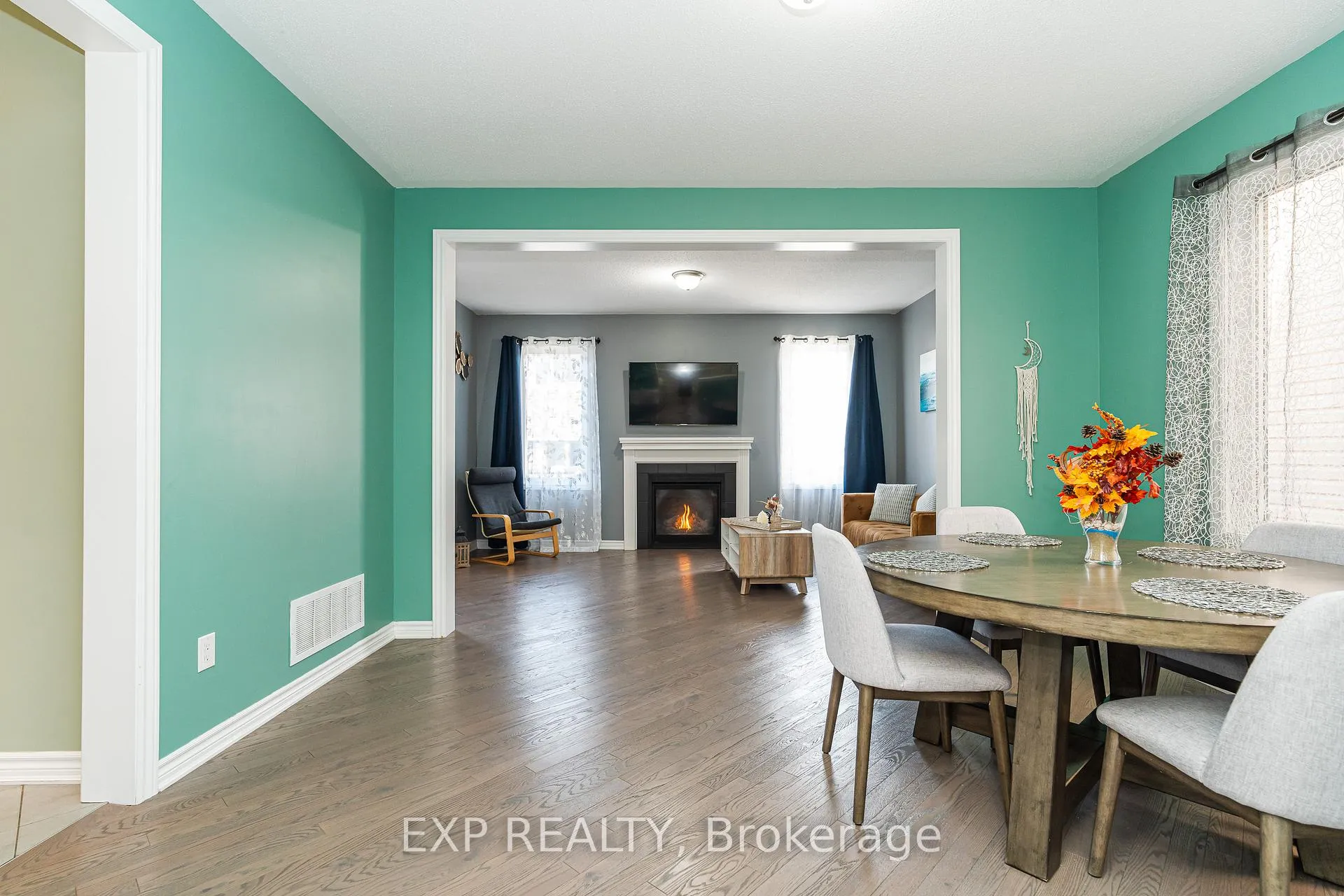Photo 14 of 722 Devario Crescent, Ottawa, Barrhaven - Half Moon Bay — HOMEH