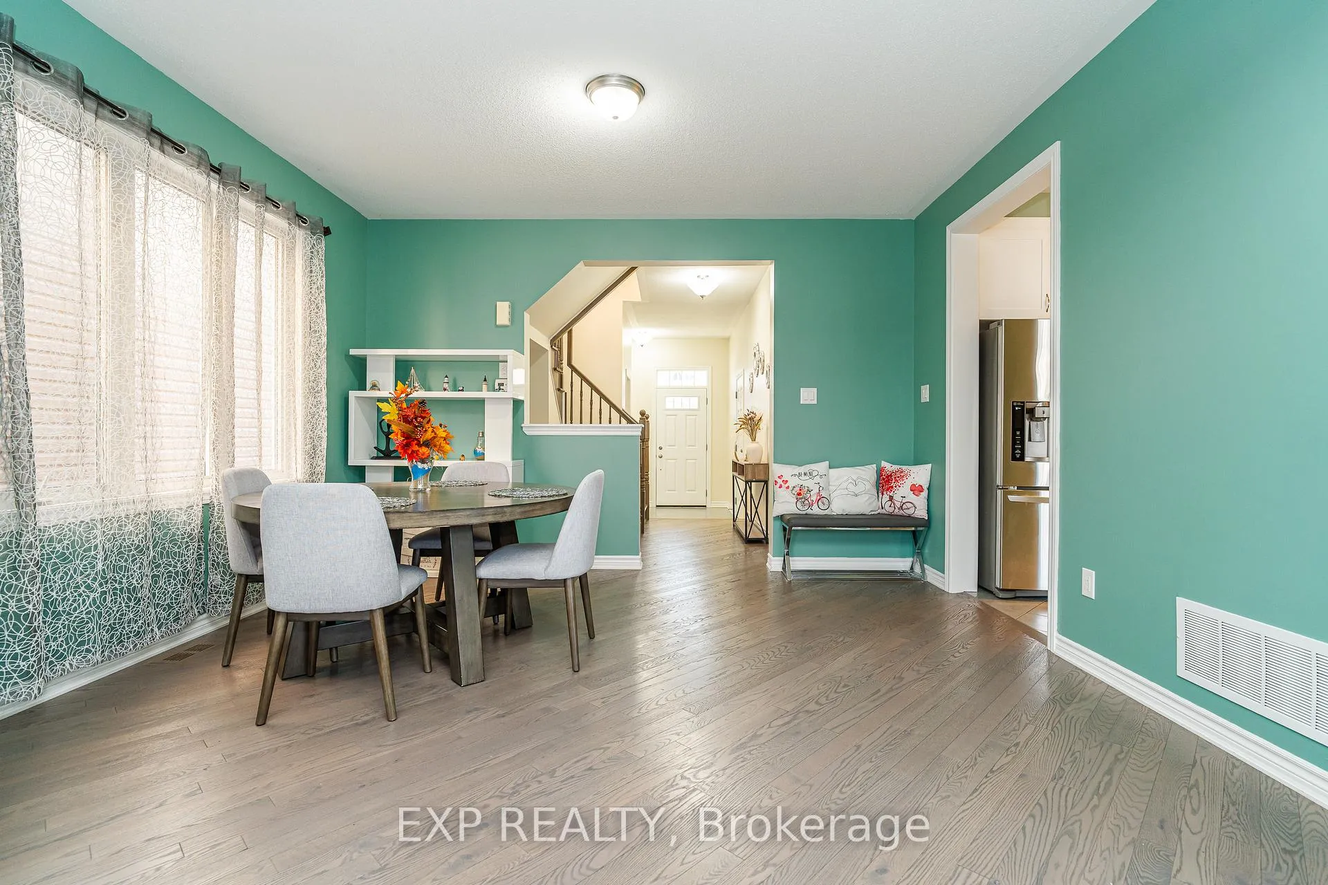 Photo 18 of 722 Devario Crescent, Ottawa, Barrhaven - Half Moon Bay — HOMEH