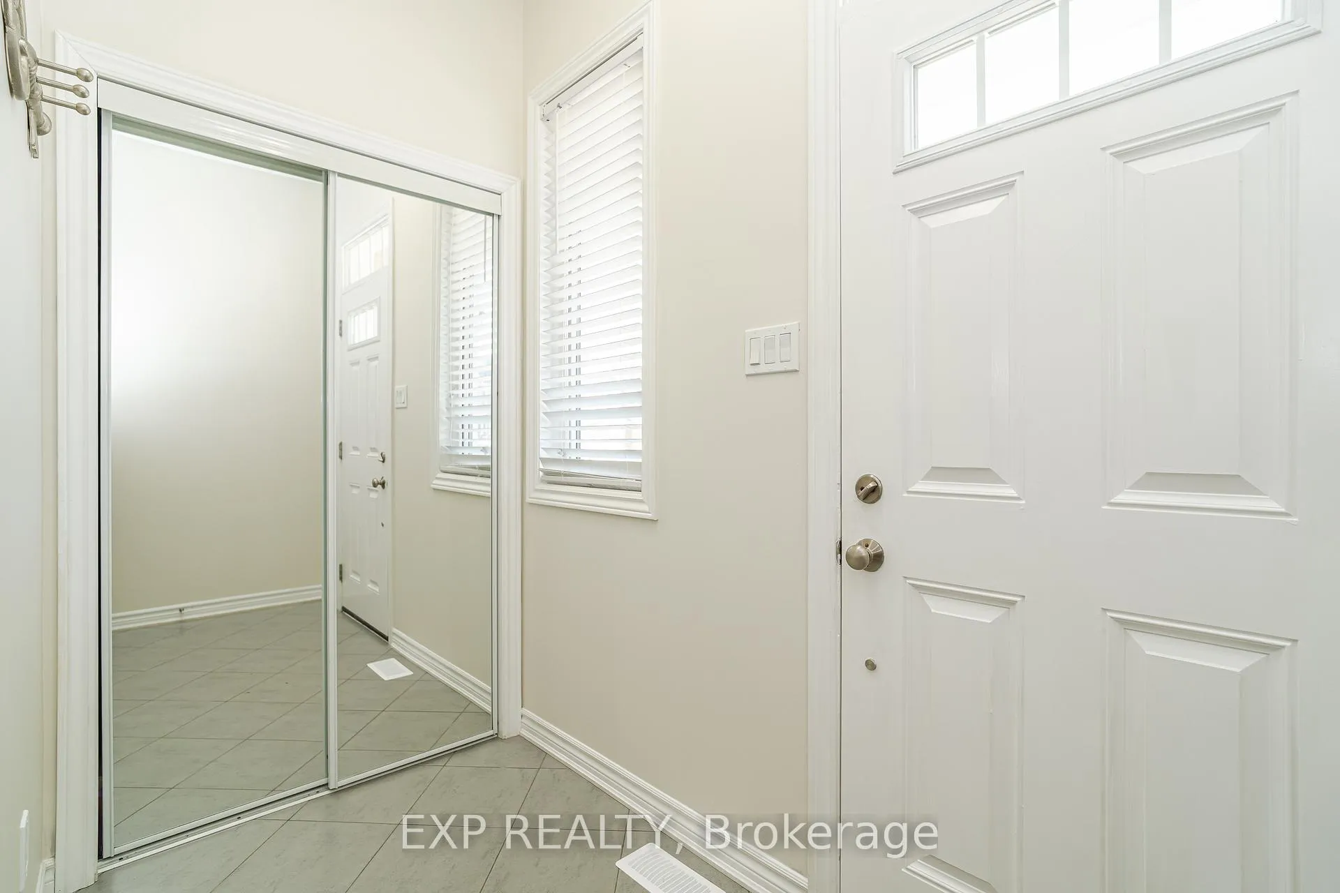 Photo 21 of 722 Devario Crescent, Ottawa, Barrhaven - Half Moon Bay — HOMEH