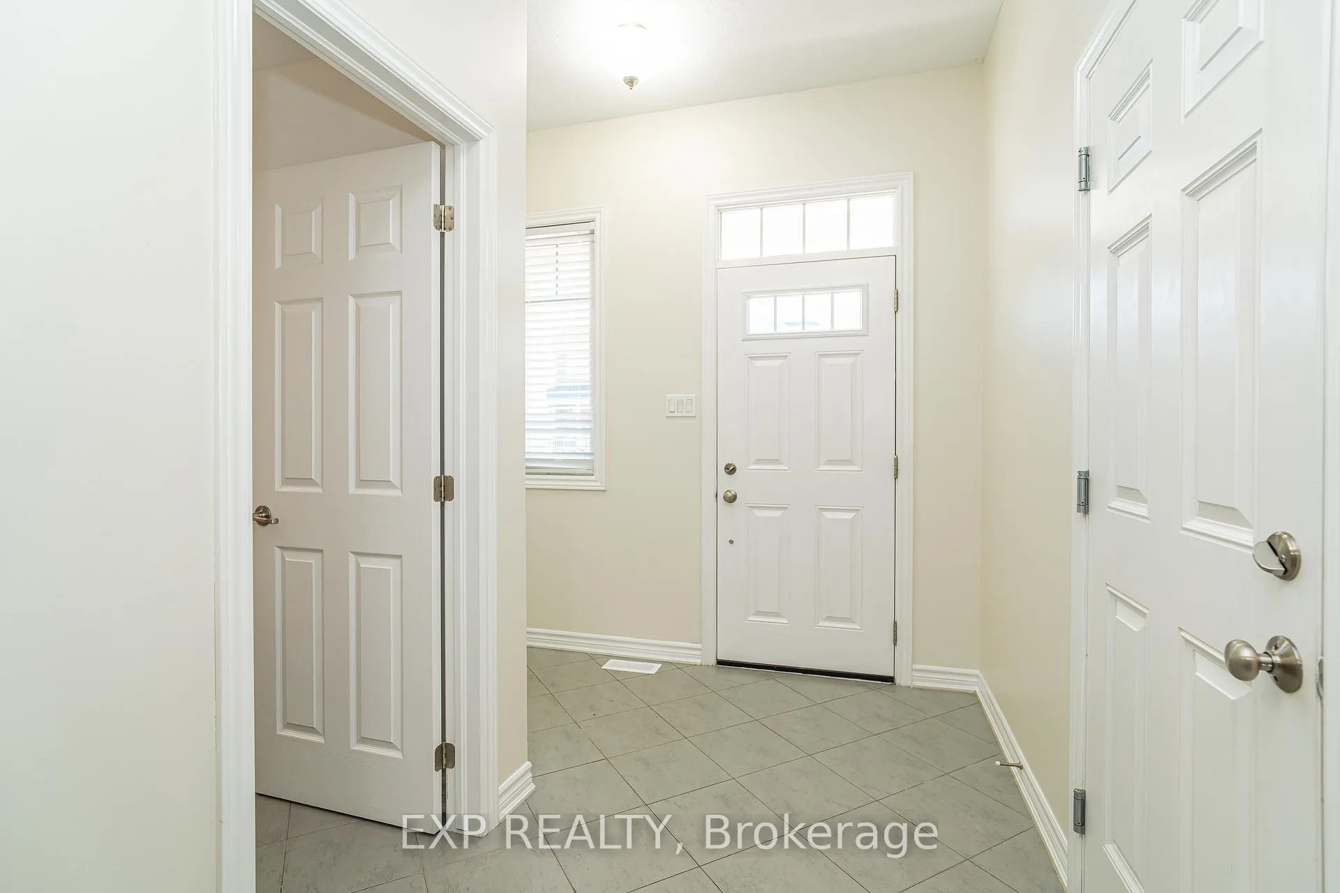 Photo 22 of 722 Devario Crescent, Ottawa, Barrhaven - Half Moon Bay — HOMEH