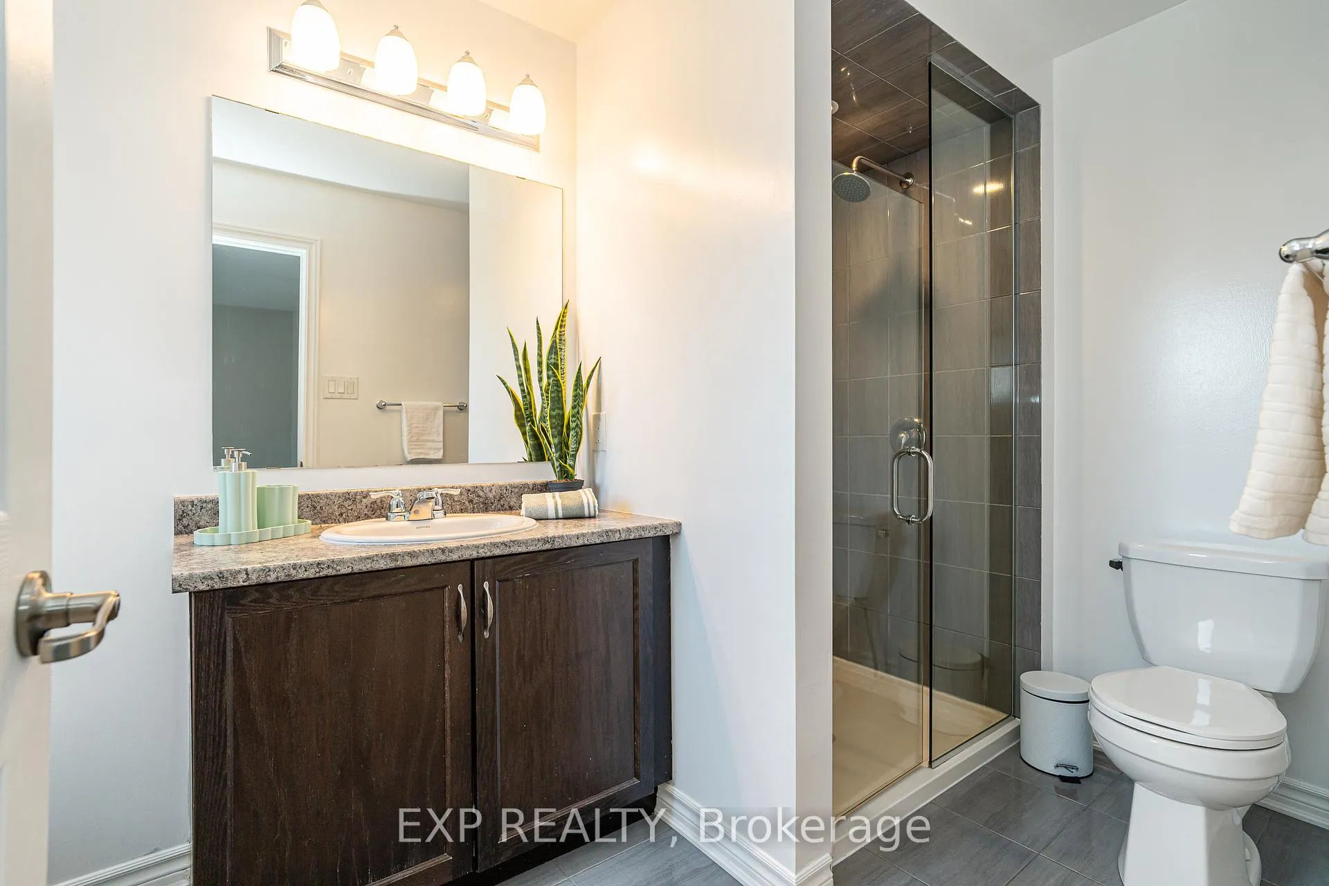 Photo 27 of 722 Devario Crescent, Ottawa, Barrhaven - Half Moon Bay — HOMEH