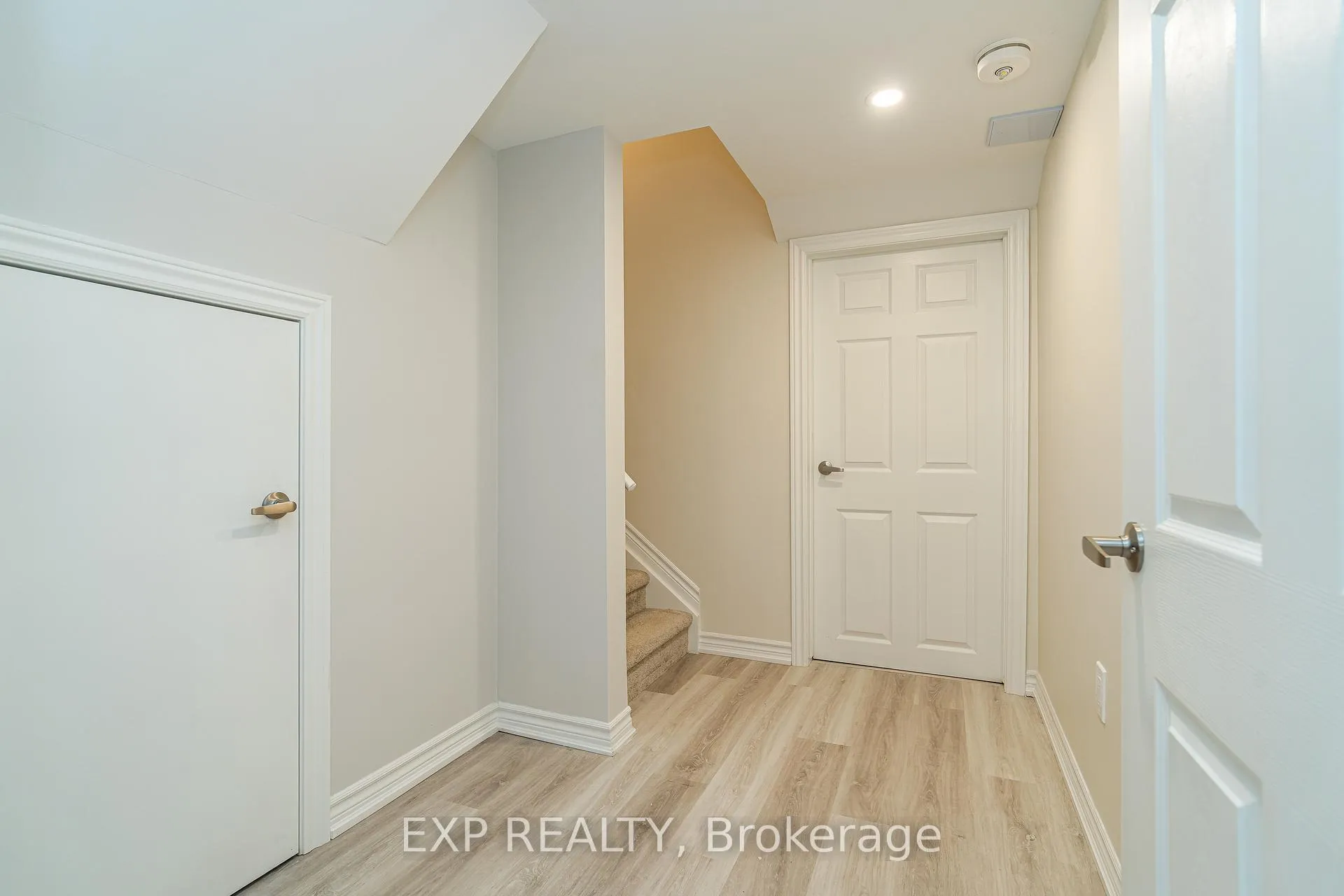 Photo 45 of 722 Devario Crescent, Ottawa, Barrhaven - Half Moon Bay — HOMEH