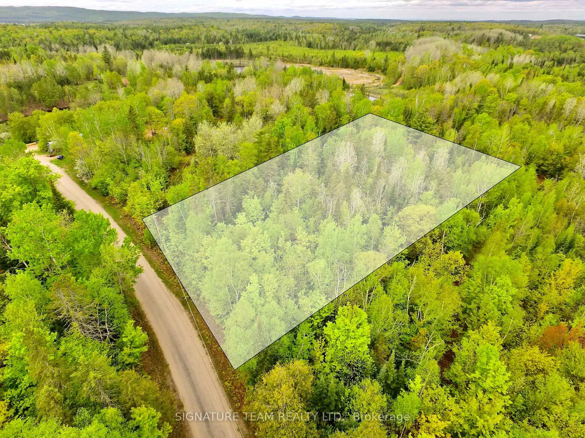 Photo 2 of 122 Western Drive, Bonnechere Valley, Eganville/Bonnechere Twp — HOMEH