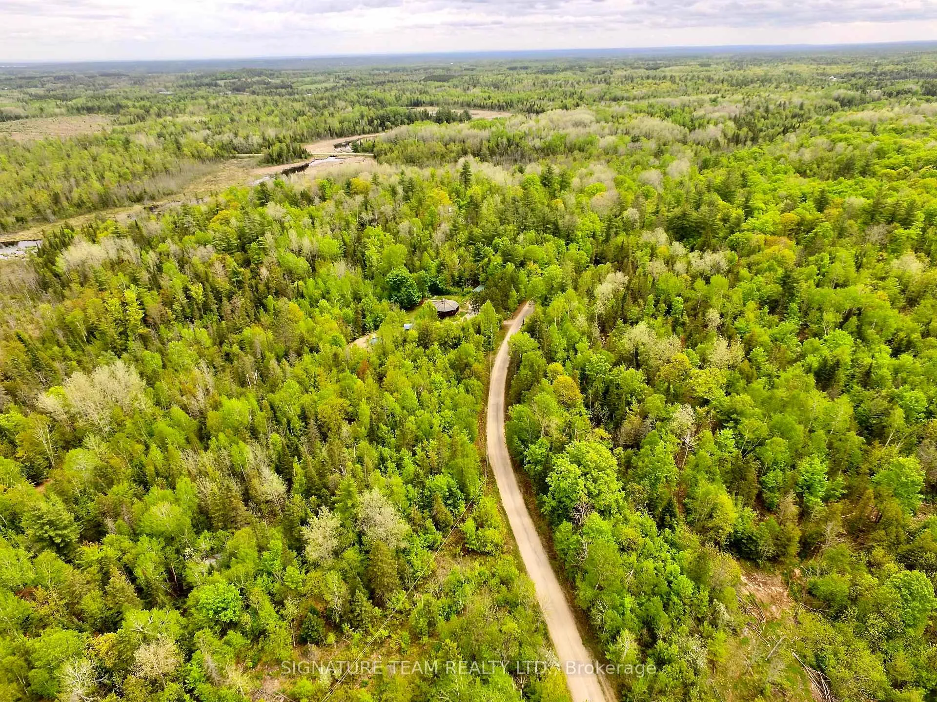 Photo 3 of 122 Western Drive, Bonnechere Valley, Eganville/Bonnechere Twp — HOMEH