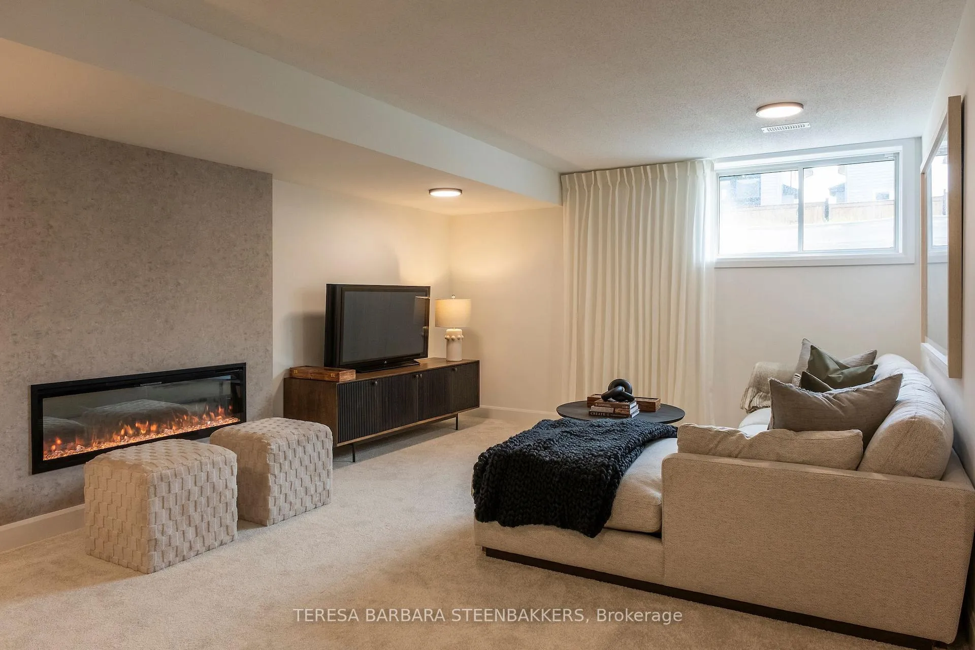 Photo 12 of 1063 Acoustic Way, Ottawa, Riverside South/Gloucester Glen — HOMEH