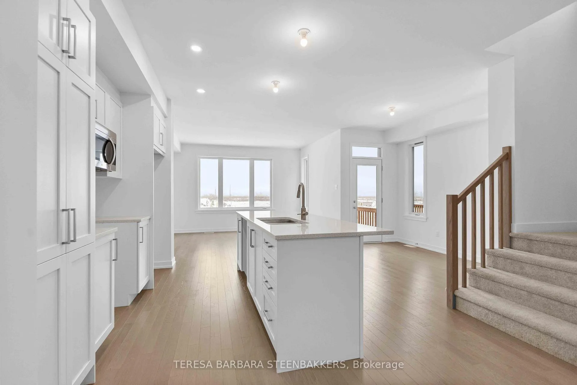 Photo 17 of 1063 Acoustic Way, Ottawa, Riverside South/Gloucester Glen — HOMEH