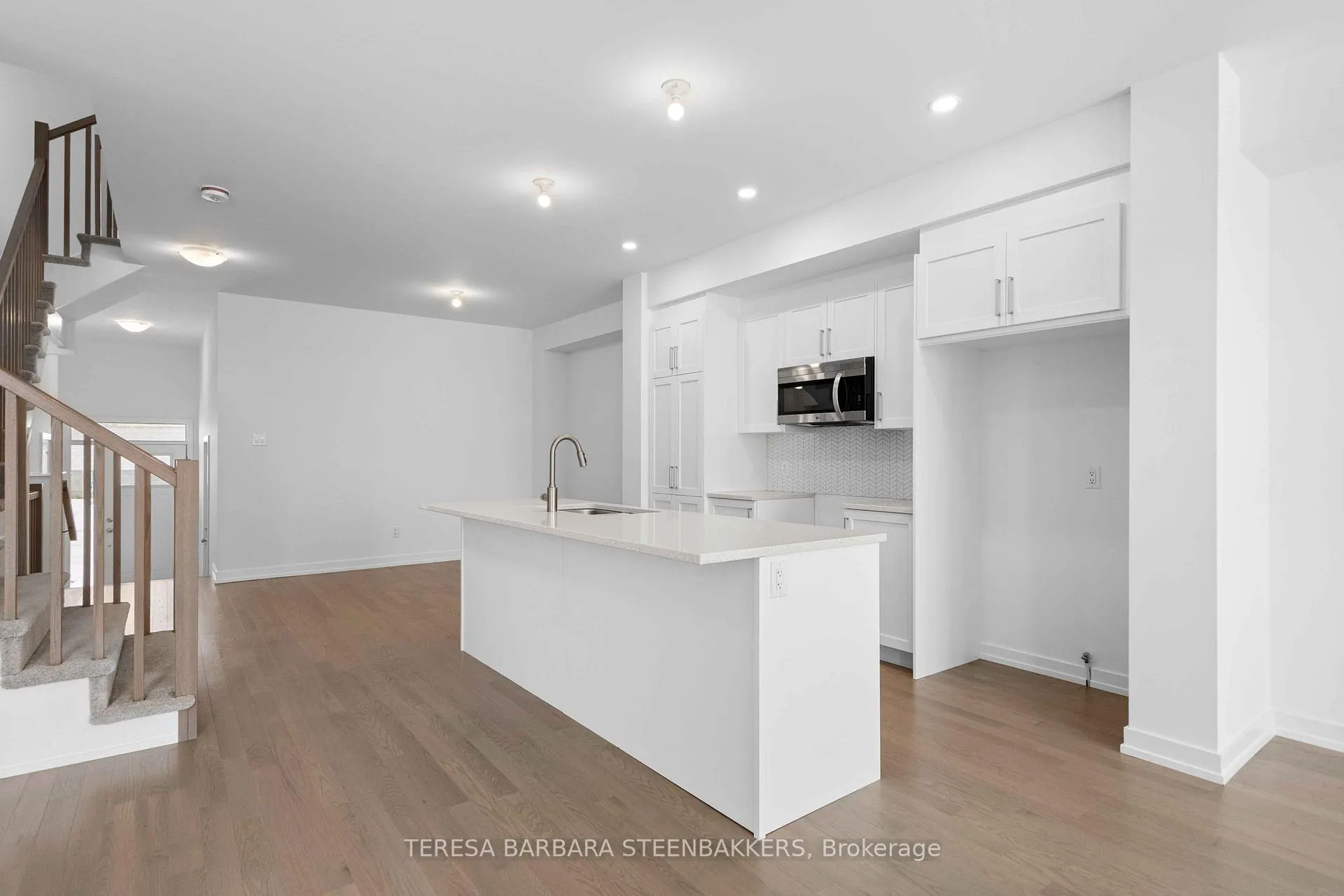 Photo 35 of 1063 Acoustic Way, Ottawa, Riverside South/Gloucester Glen — HOMEH