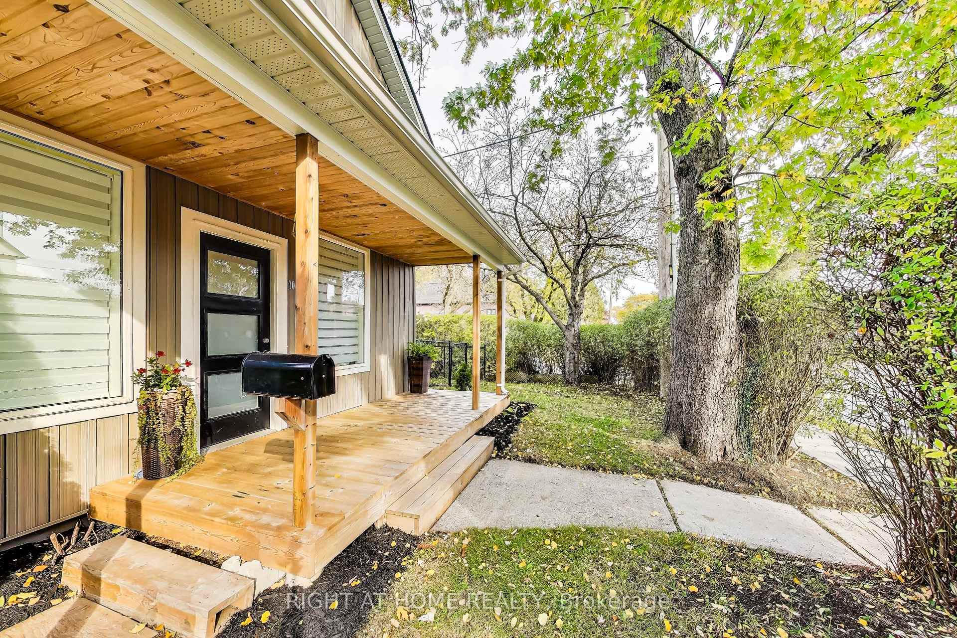 Photo 2 of 70 Laburnham Avenue, Etobicoke, Long Branch — HOMEH