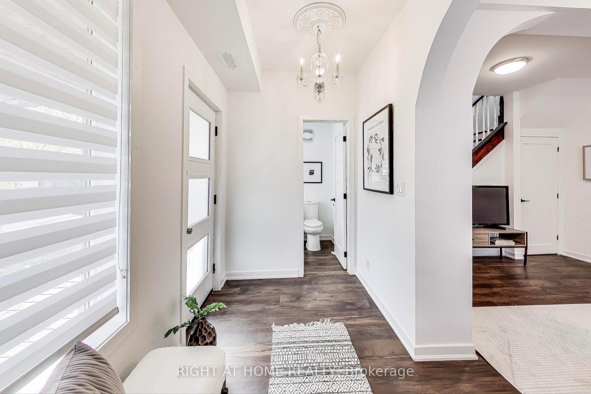 Photo 5 of 70 Laburnham Avenue, Etobicoke, Long Branch — HOMEH