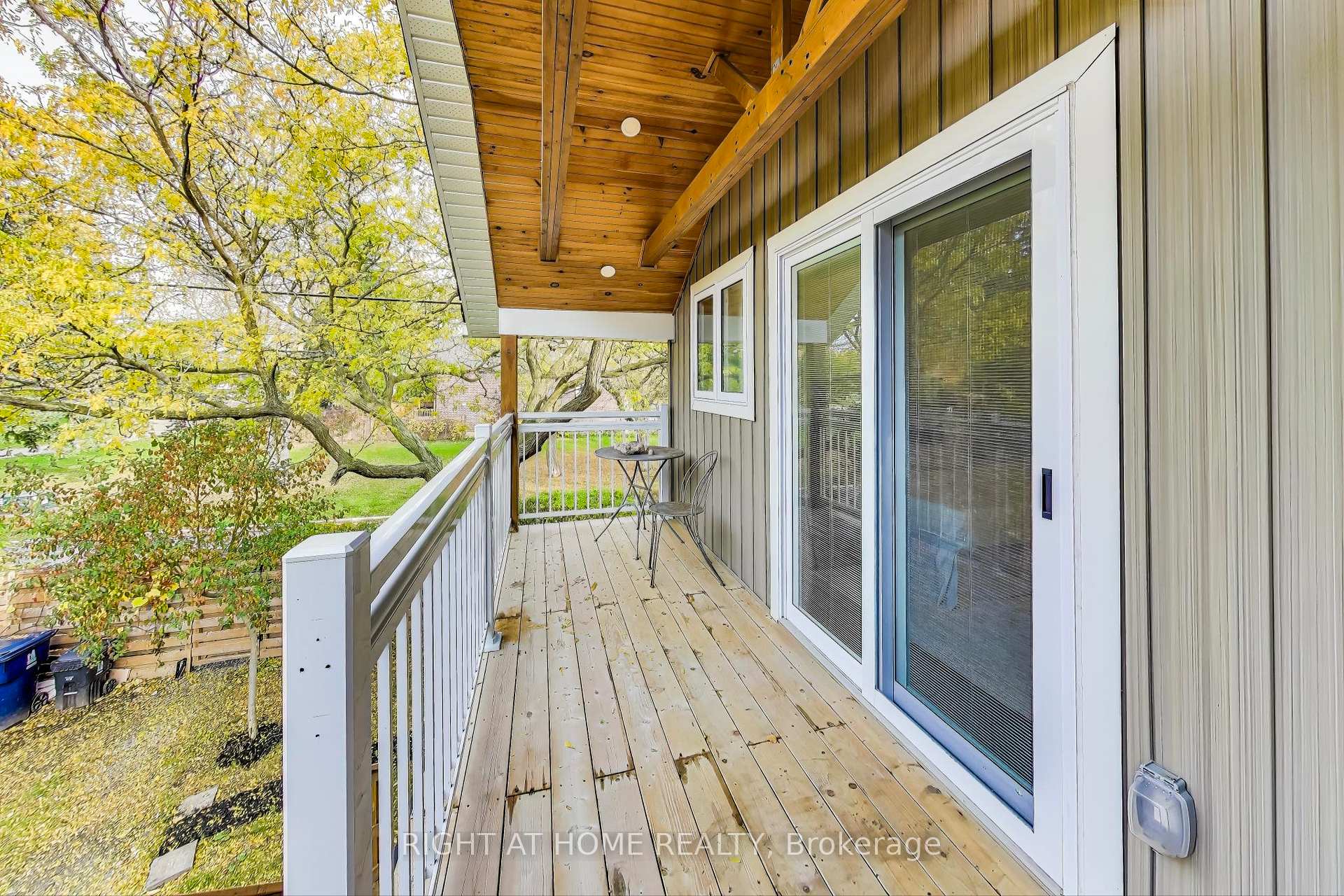 Photo 27 of 70 Laburnham Avenue, Etobicoke, Long Branch — HOMEH