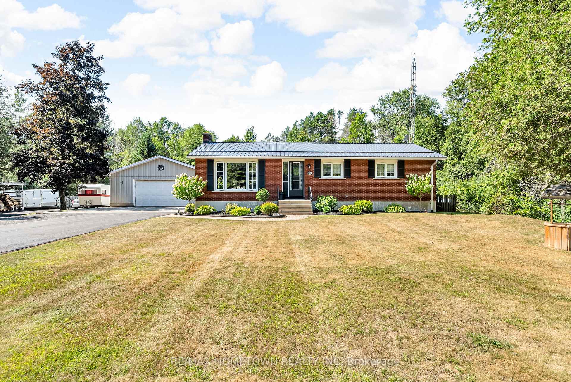 Photo 2 of 4736 County Road 18, Augusta, Augusta Twp — HOMEH