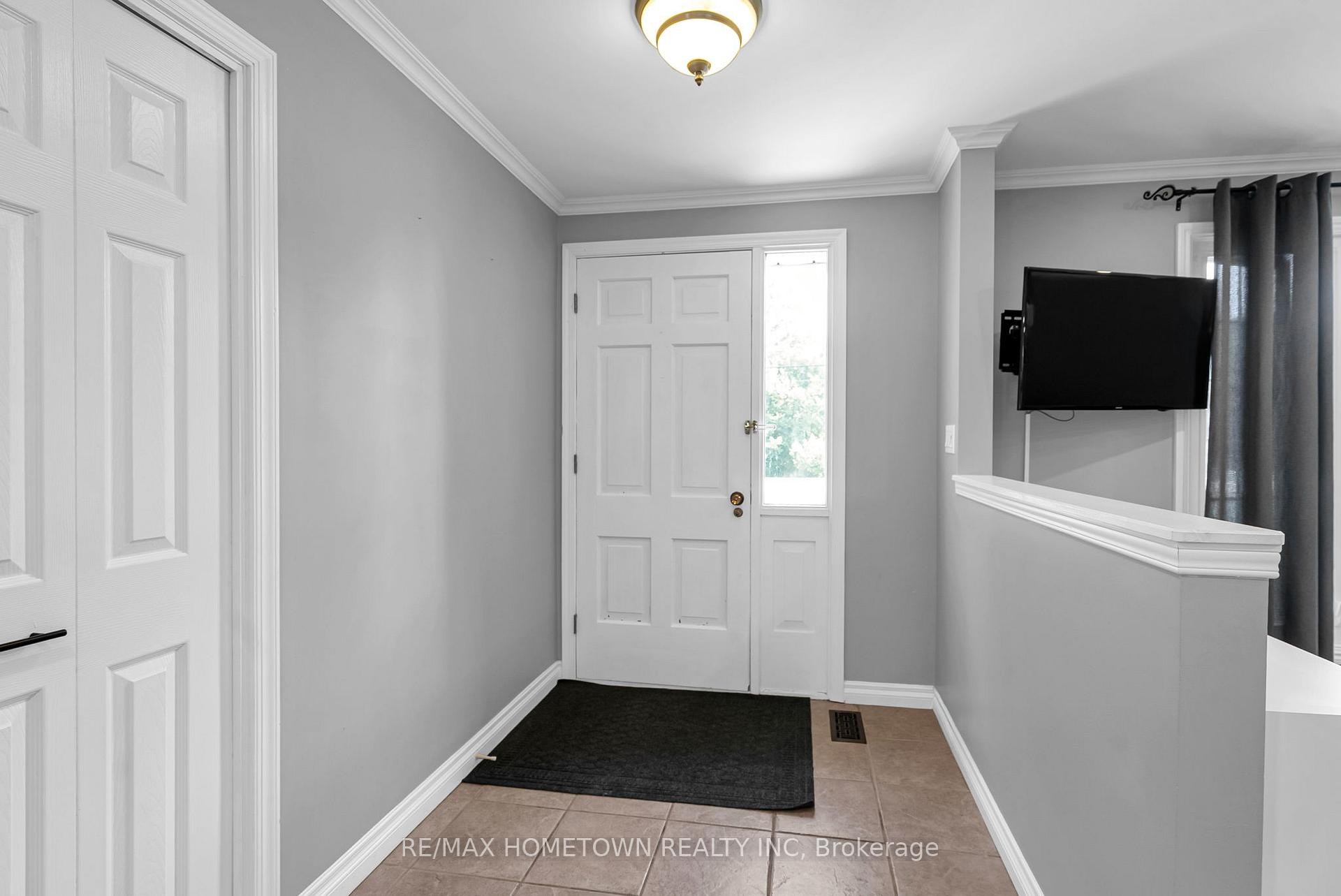 Photo 5 of 4736 County Road 18, Augusta, Augusta Twp — HOMEH