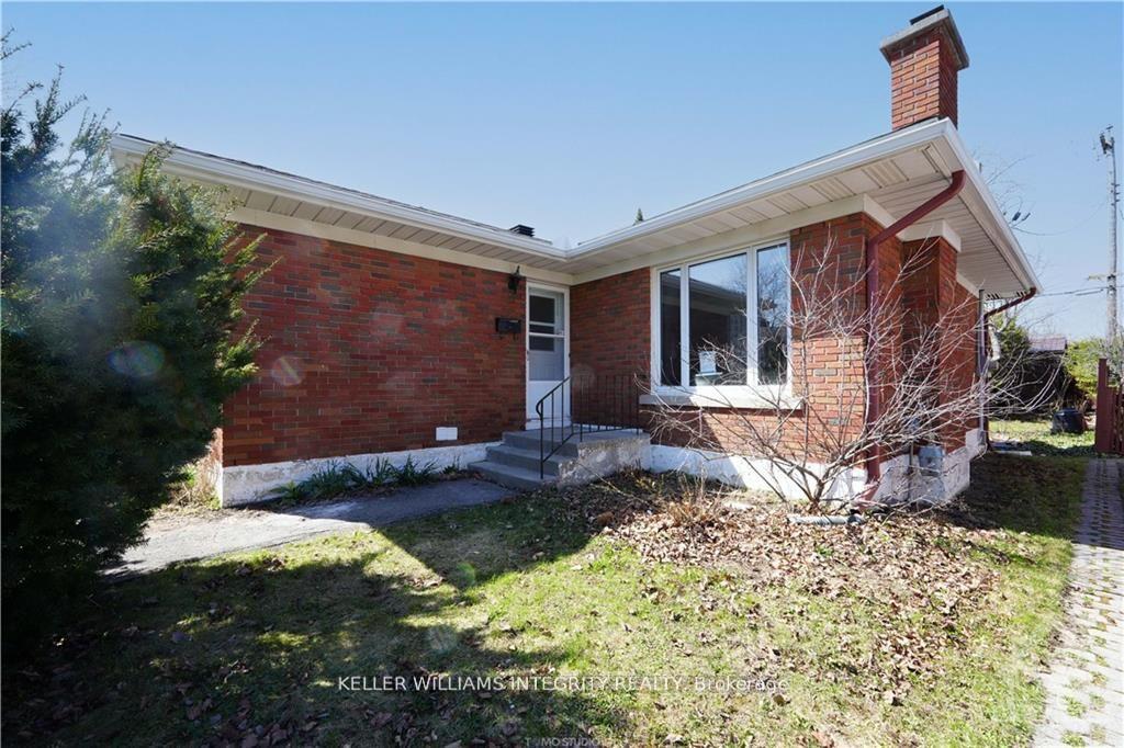 Photo 1 of Unit A, 525 Browning Avenue, Ottawa, Riverview Park — HOMEH