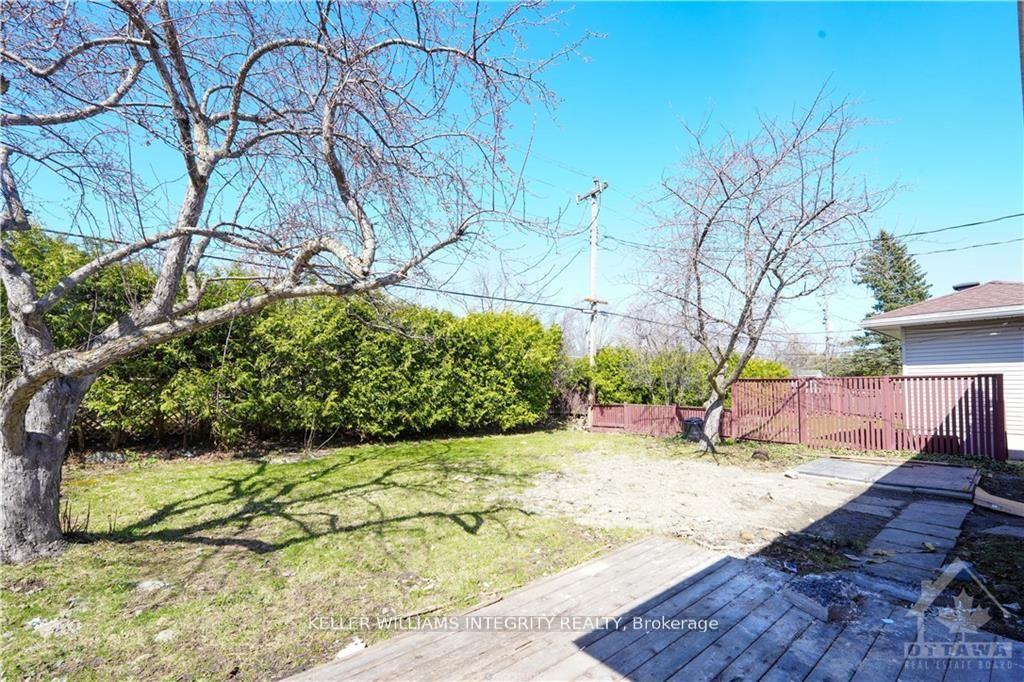 Photo 23 of Unit A, 525 Browning Avenue, Ottawa, Riverview Park — HOMEH